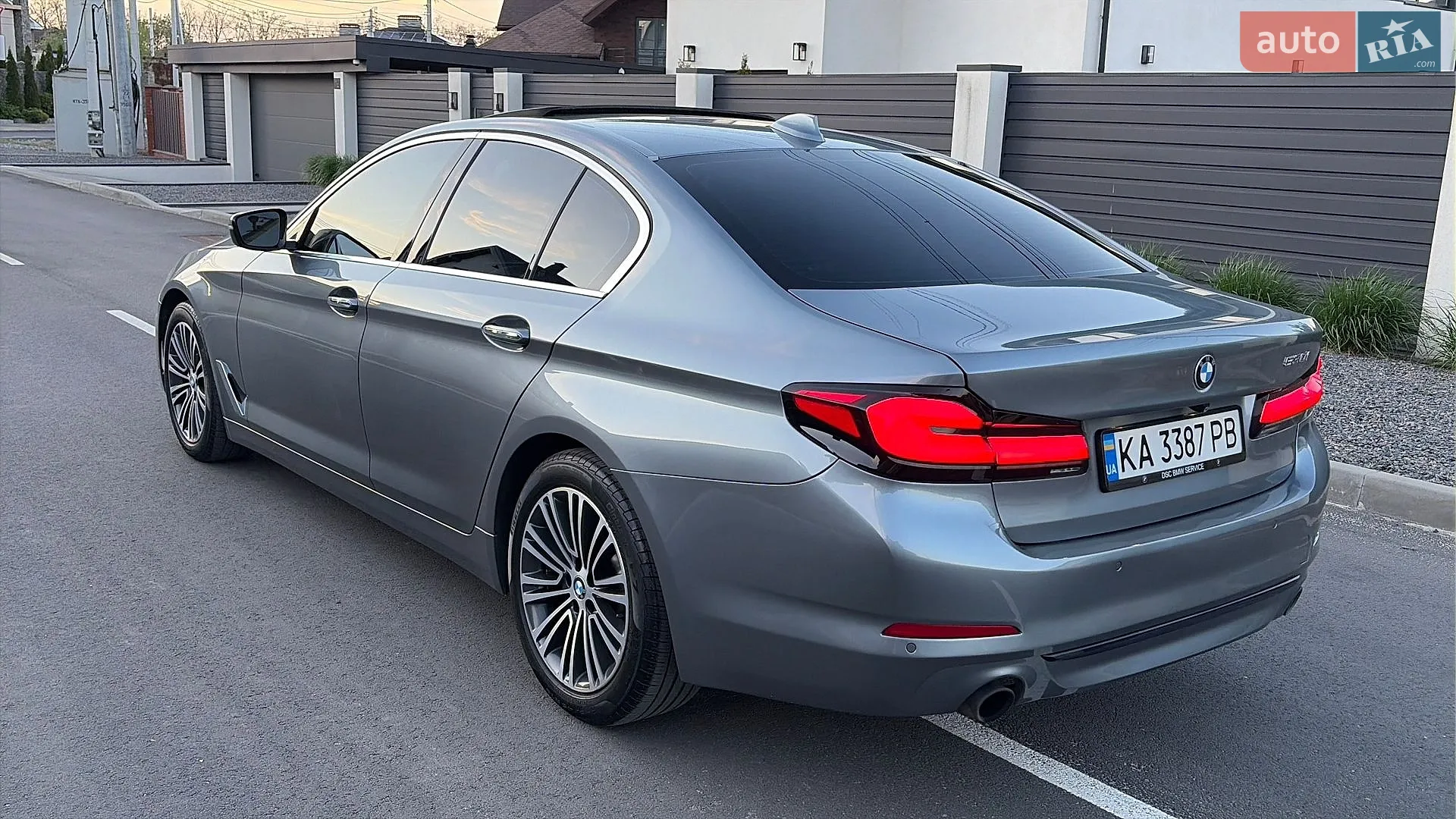 2017 BMW 5er - мініатюра 3
