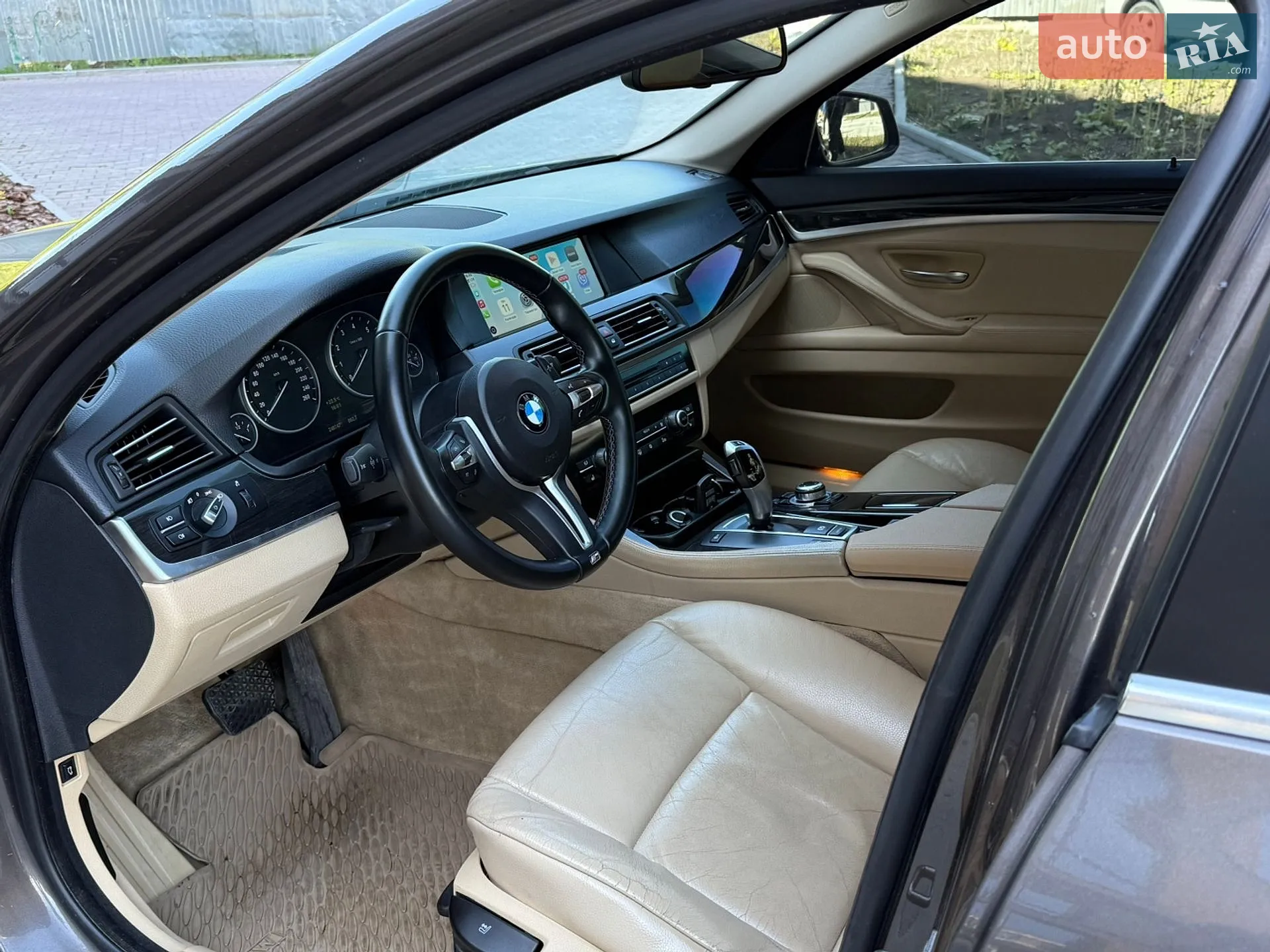 2010 BMW 5er - мініатюра 23