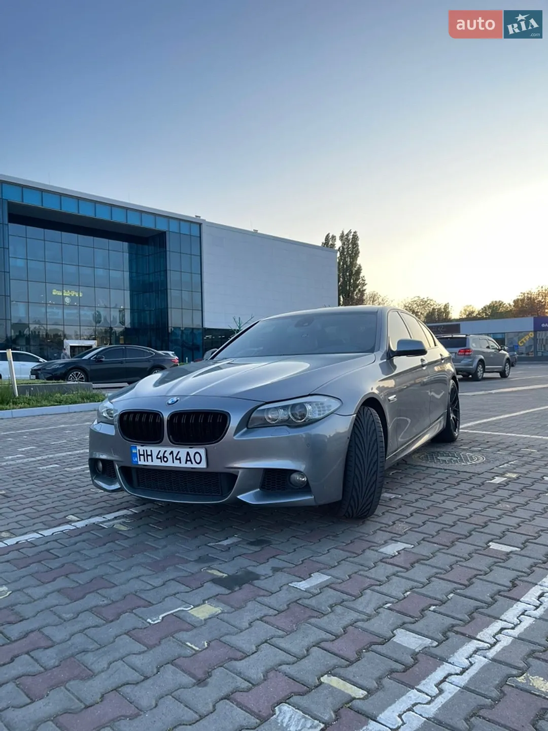 2012 BMW 5er - мініатюра 2