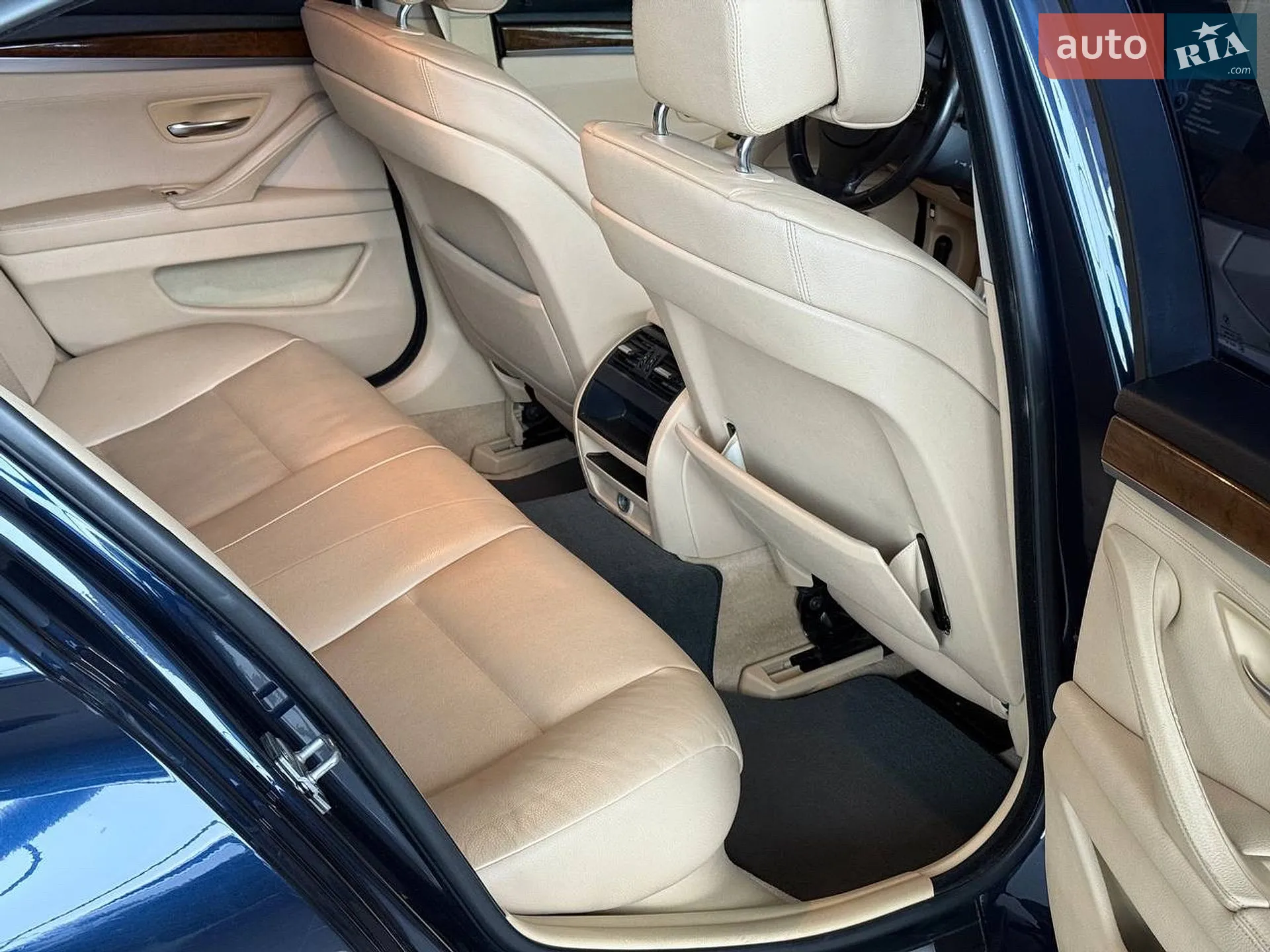 2011 BMW 5er - мініатюра 15