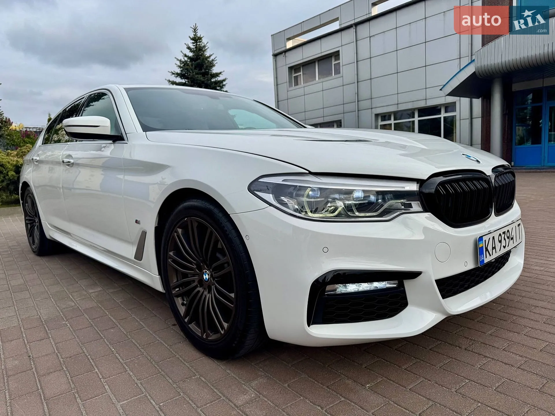 2017 BMW 5er - мініатюра 3
