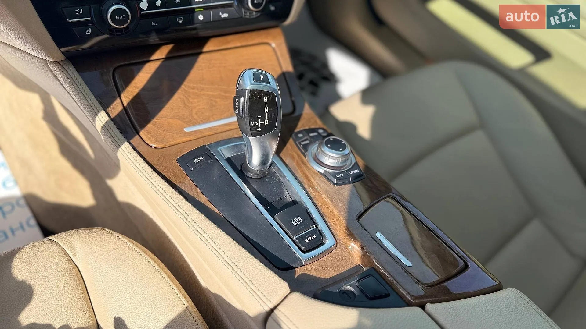 2011 BMW 5er - мініатюра 14