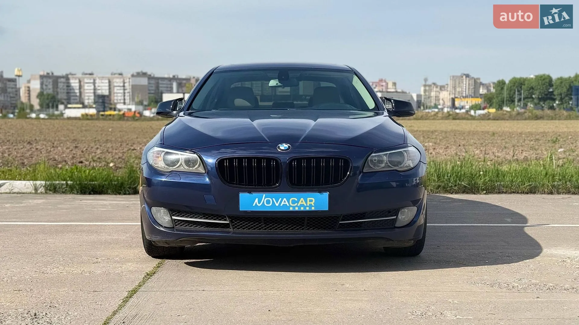 2011 BMW 5er - мініатюра 2