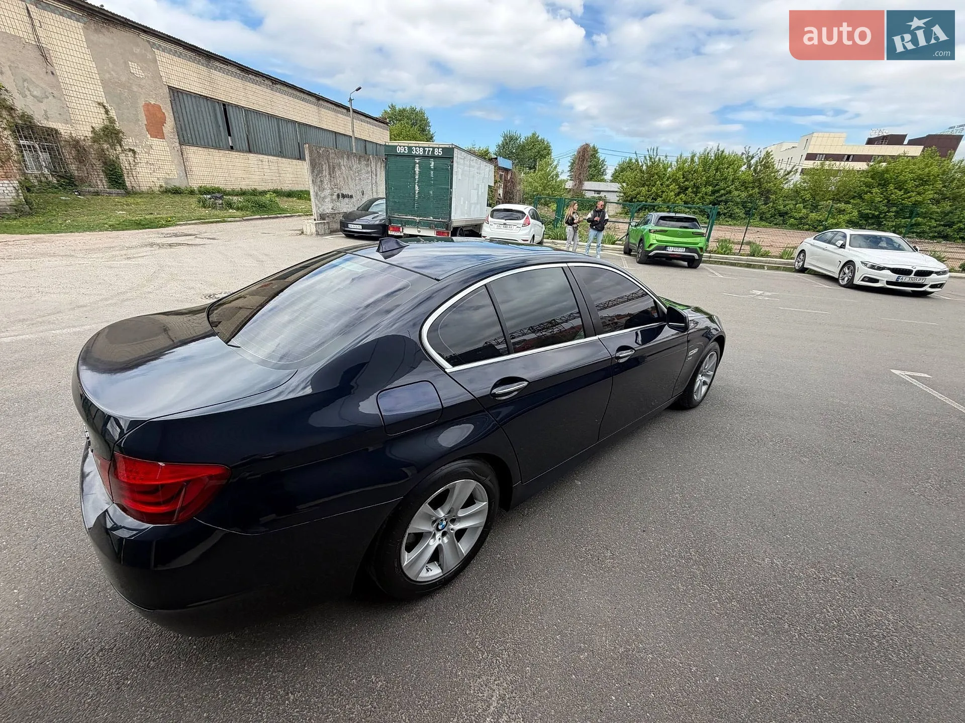 2011 BMW 5er - мініатюра 3