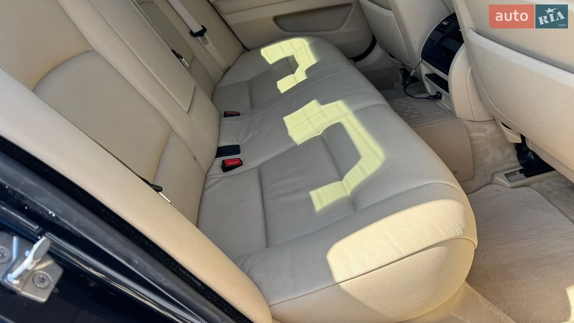 2011 BMW 5er - мініатюра 36
