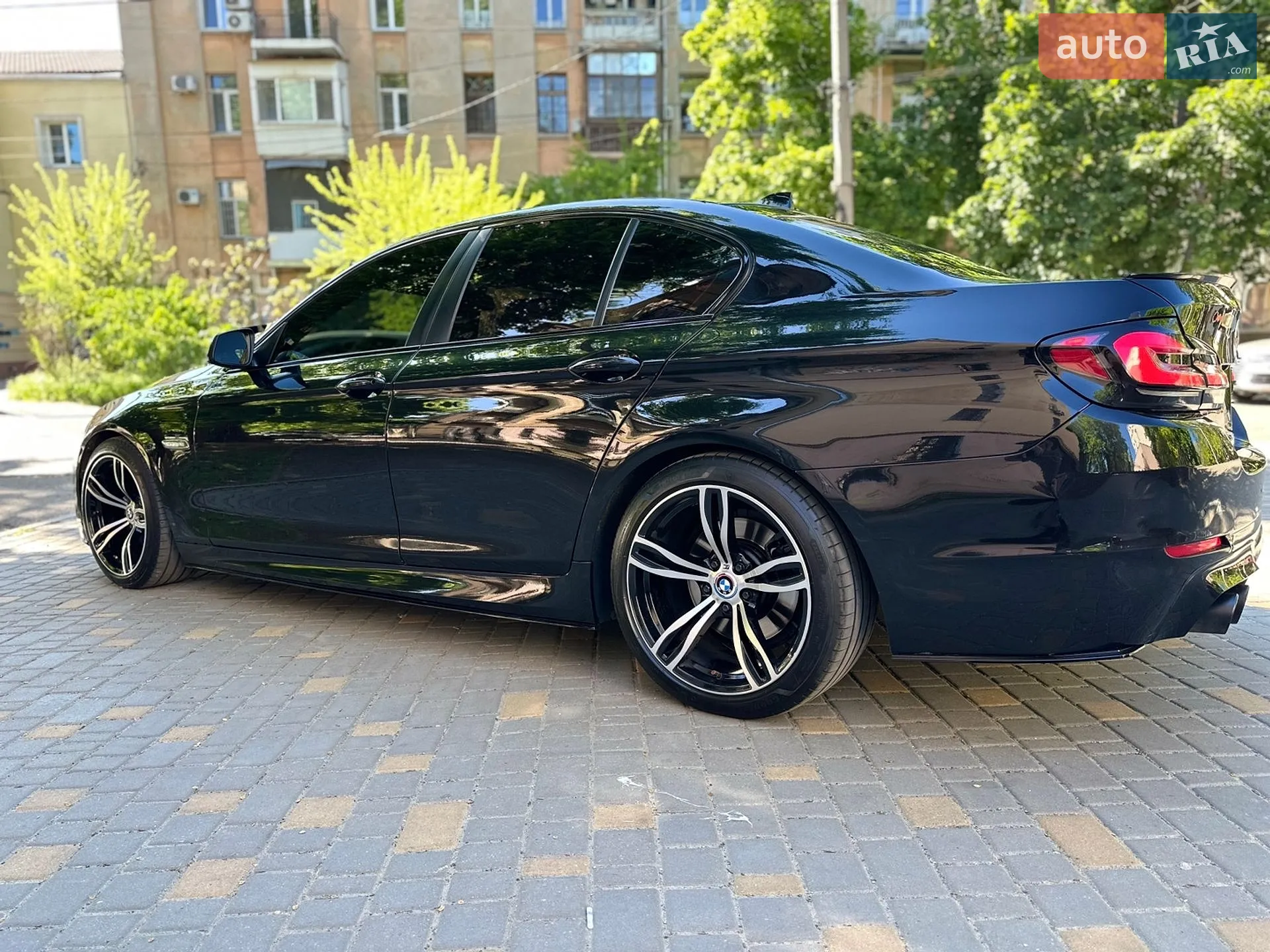 2011 BMW 5er - мініатюра 4