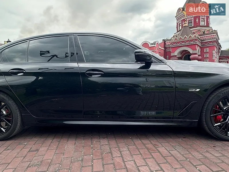BMW 5 Series 2022 VIN WBA13AG08PCM36169 фото оголошення 7 з 102