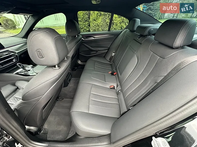 BMW 5 Series 2022 VIN WBA13AG08PCM36169 фото оголошення 17 з 102