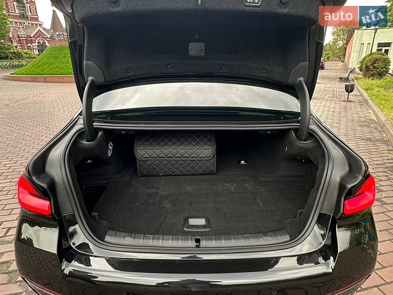 BMW 5 Series 2022 VIN WBA13AG08PCM36169 фото оголошення 45 з 102