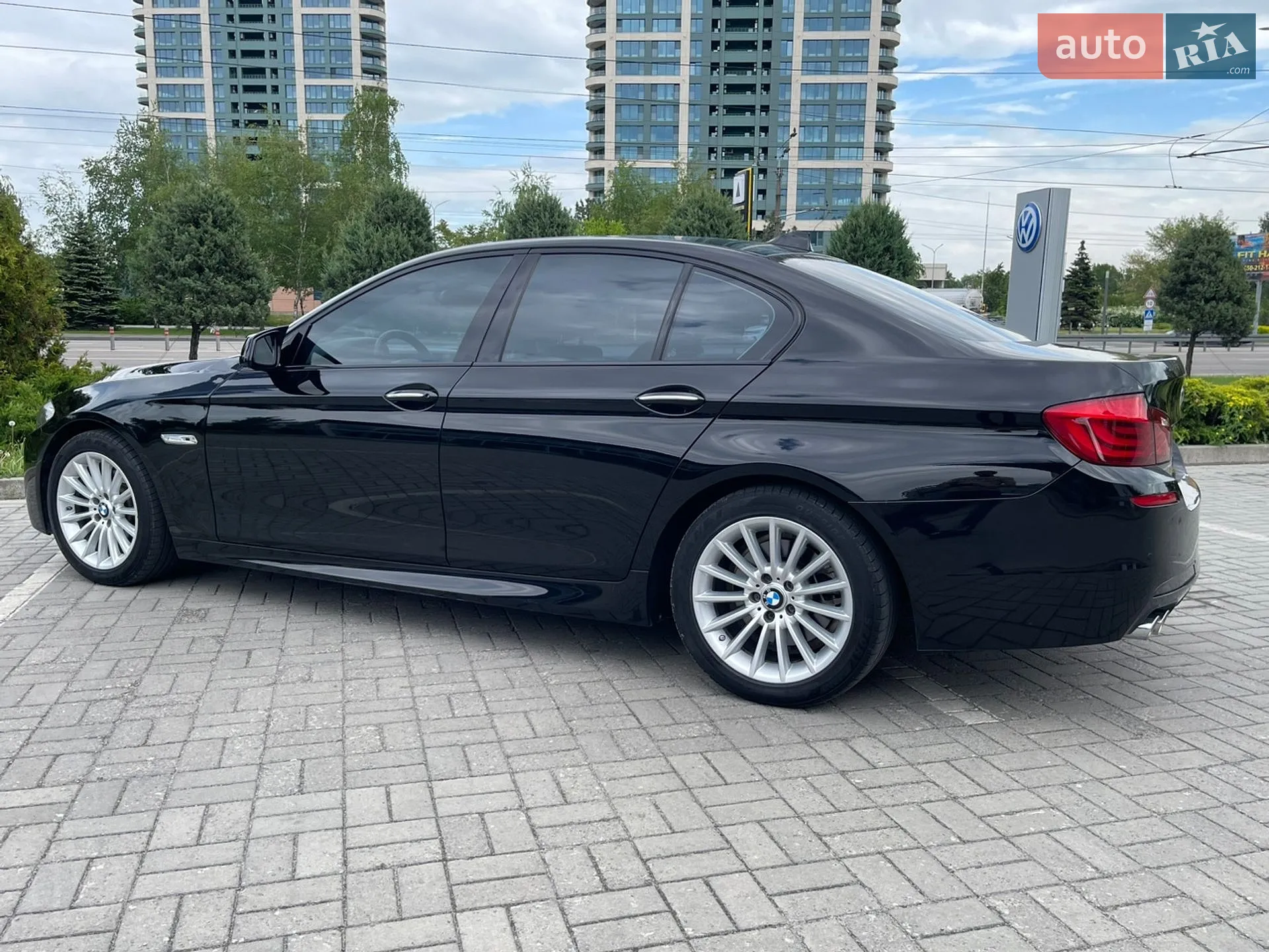 2011 BMW 5er - мініатюра 4