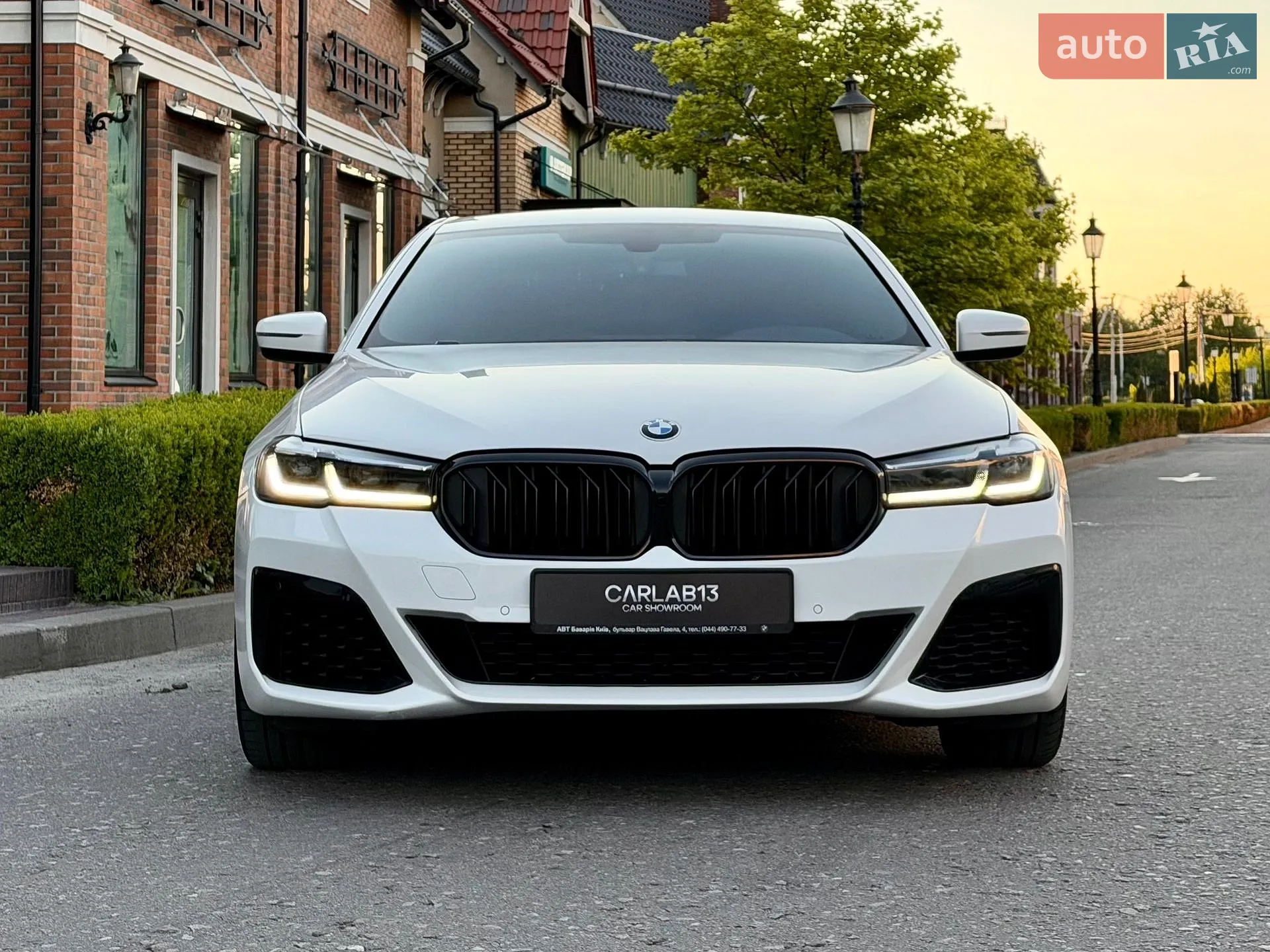 2017 BMW 5er - мініатюра 5