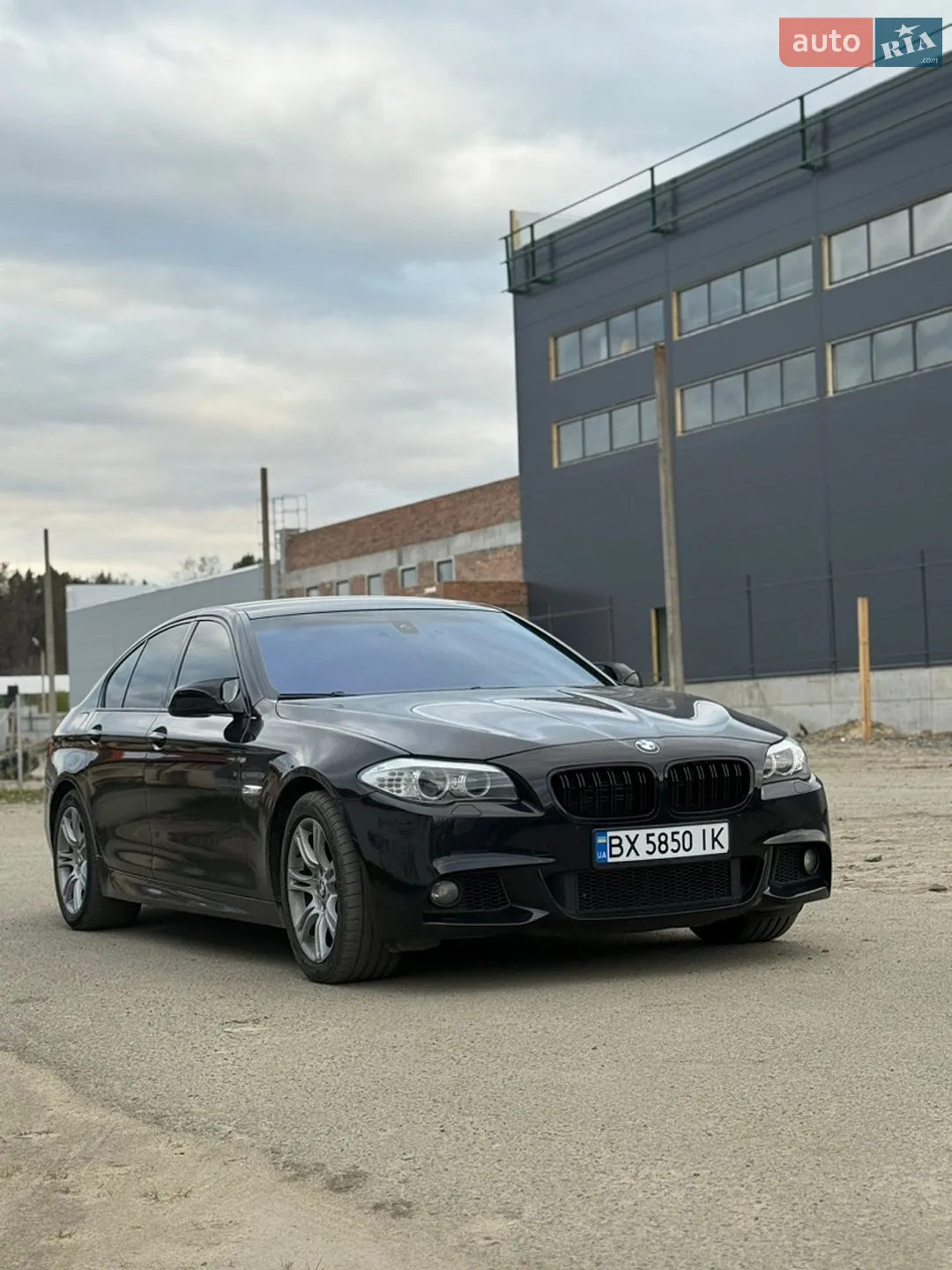 2012 BMW 5er - мініатюра 2