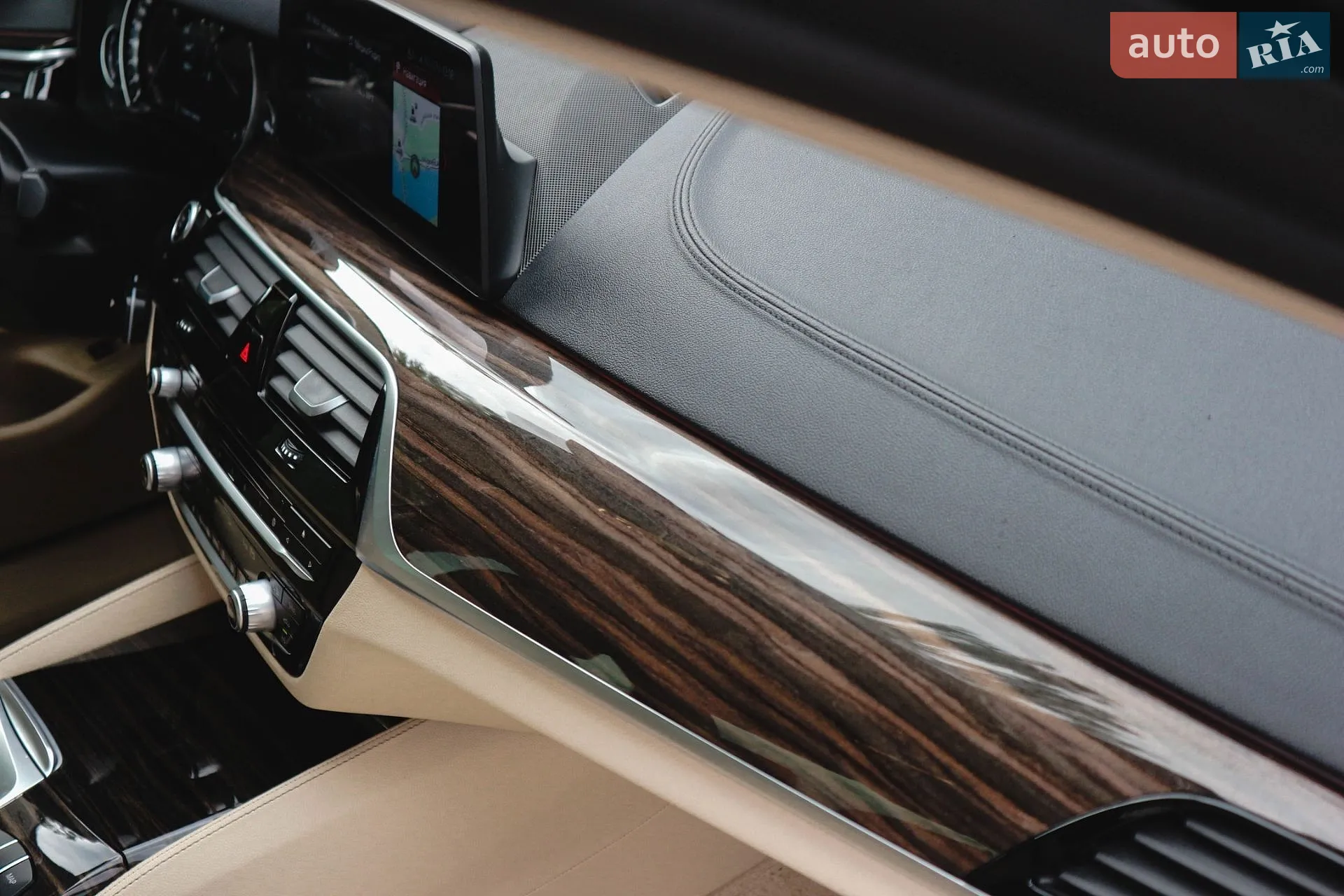 2017 BMW 5er - мініатюра 39