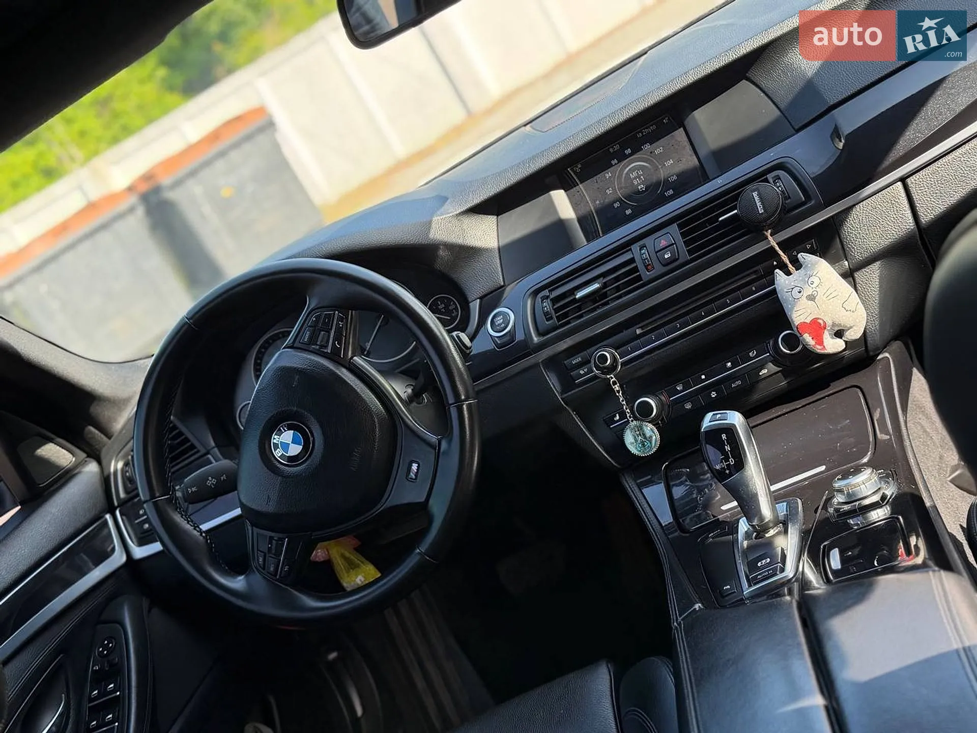 2011 BMW 5er - мініатюра 13