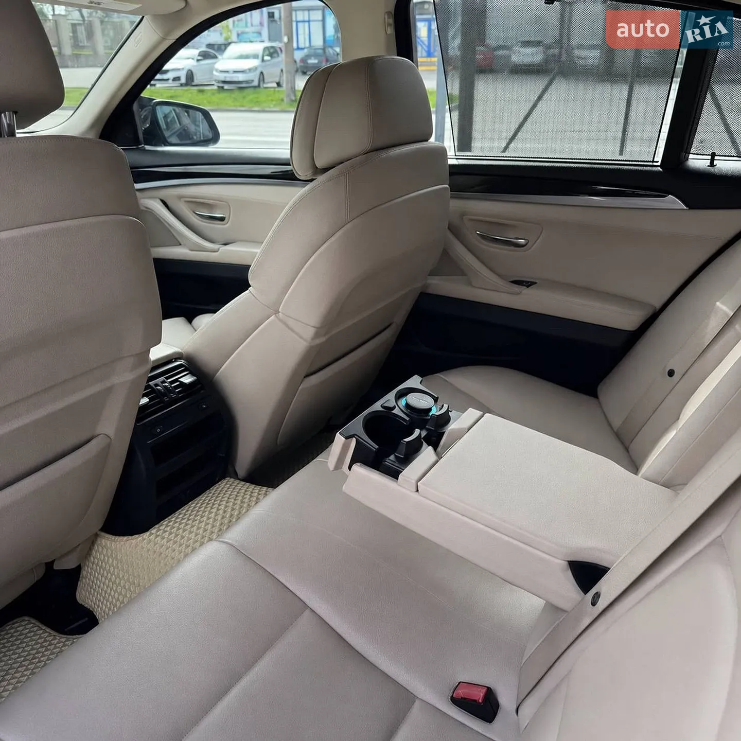 2011 BMW 5er - мініатюра 16