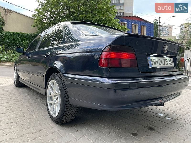 Седан BMW 5 Series 1998 в Одессе