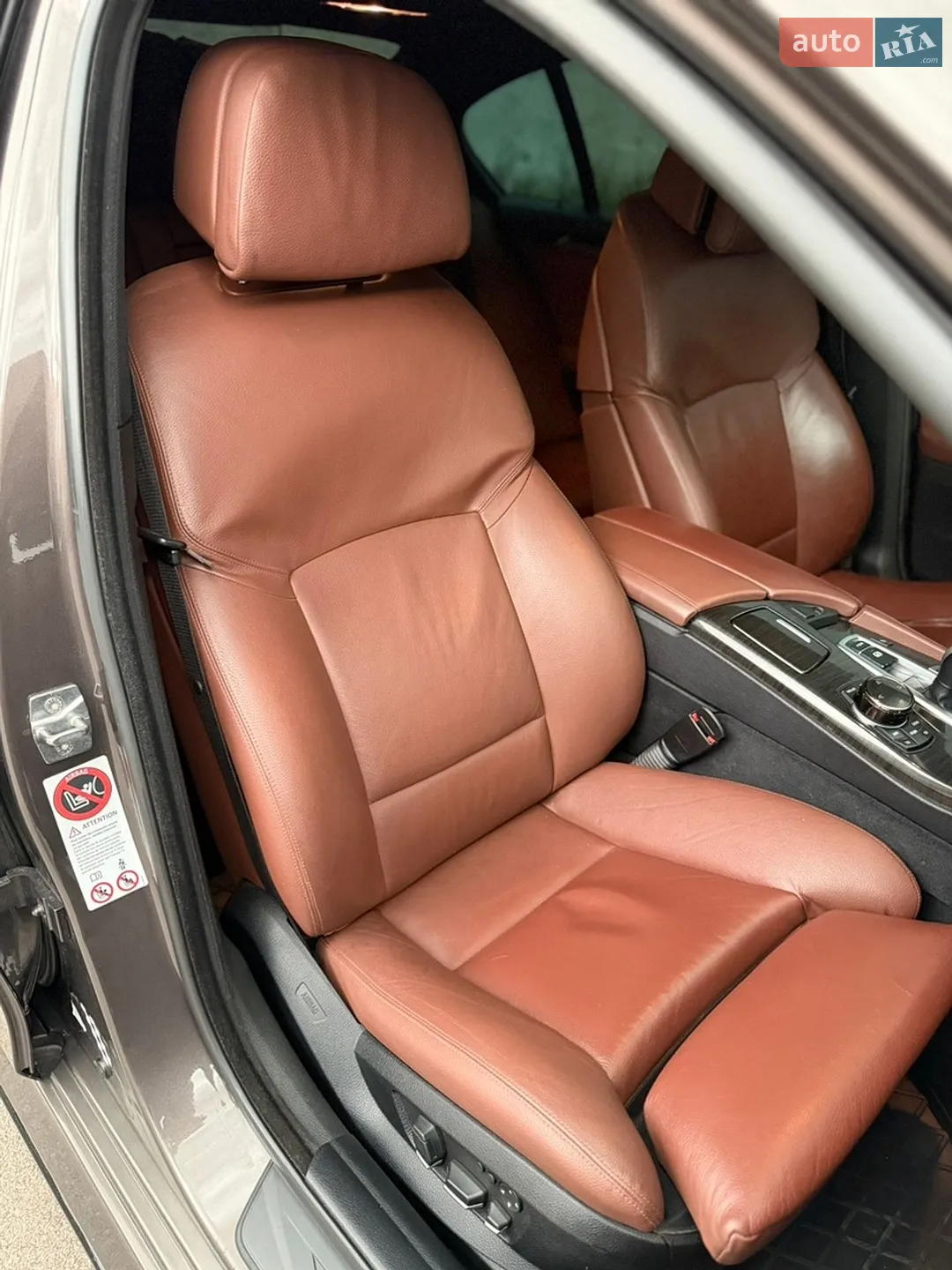 2011 BMW 5er - мініатюра 27
