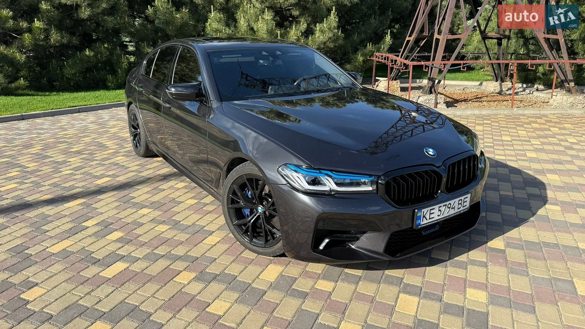 2017 BMW 5er - мініатюра 3