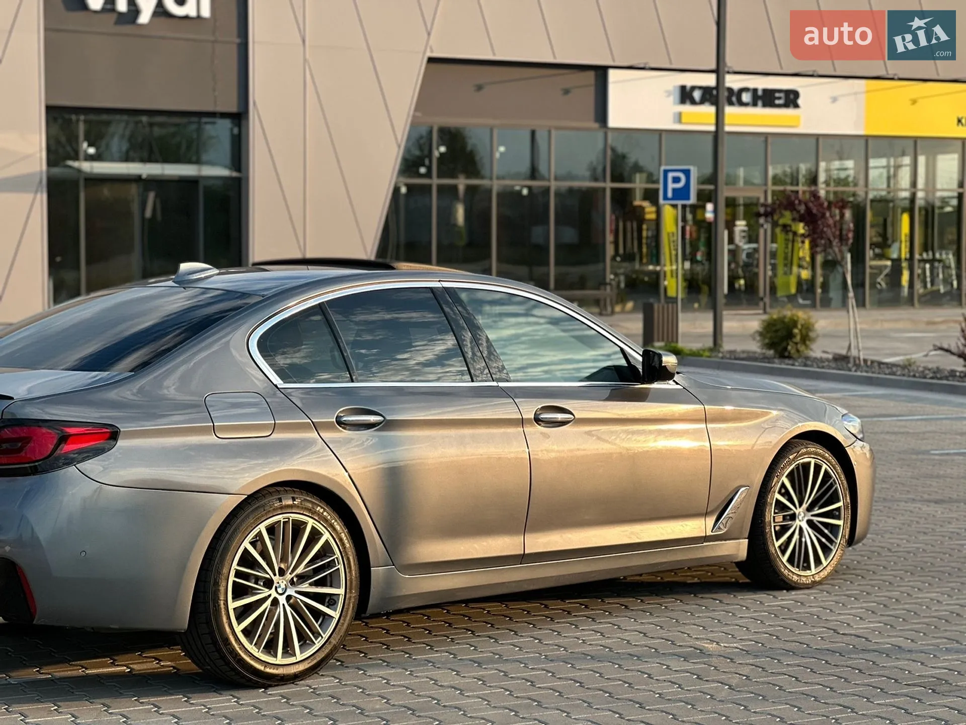 2017 BMW 5er - мініатюра 6