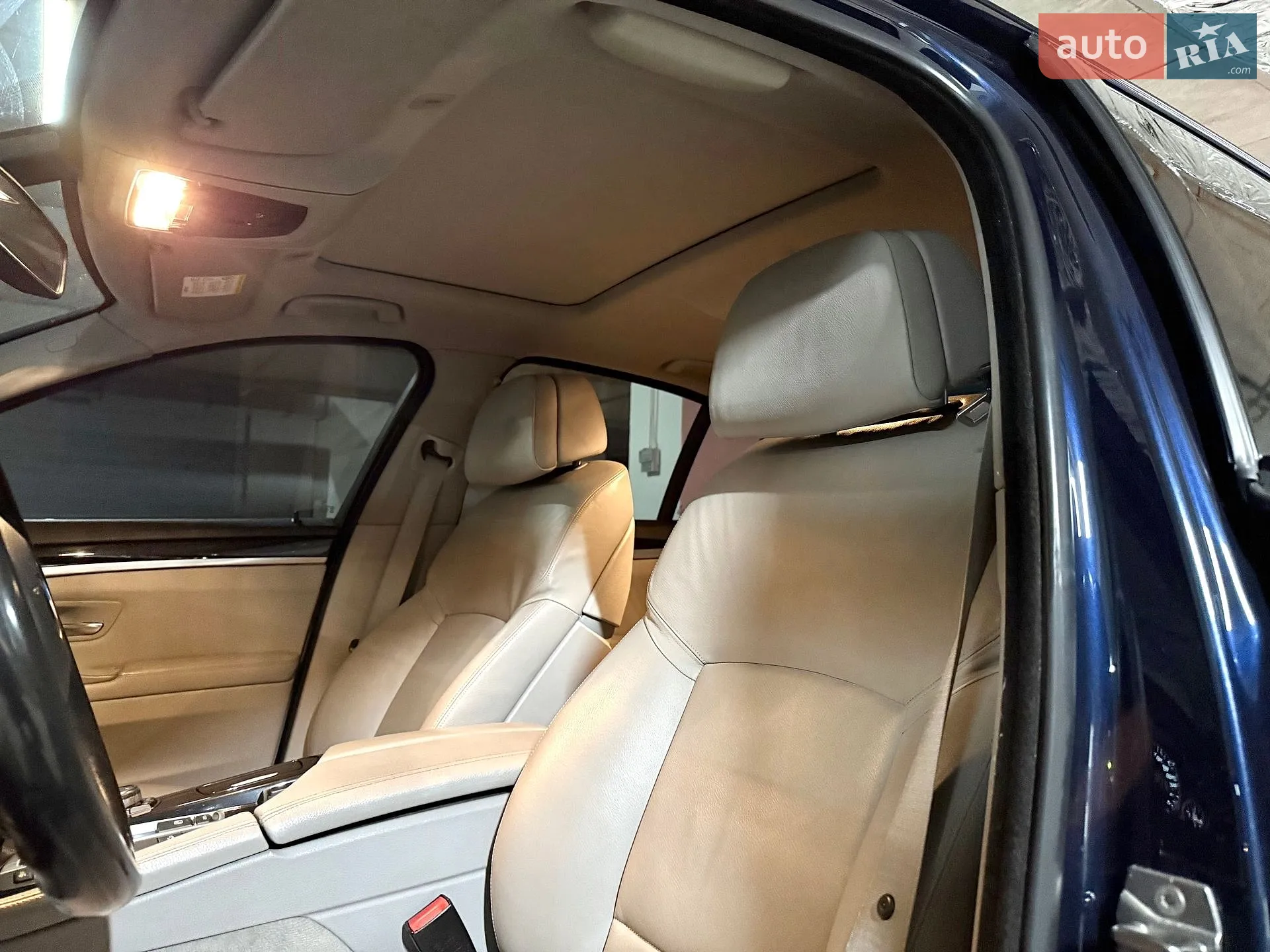 2012 BMW 5er - мініатюра 18