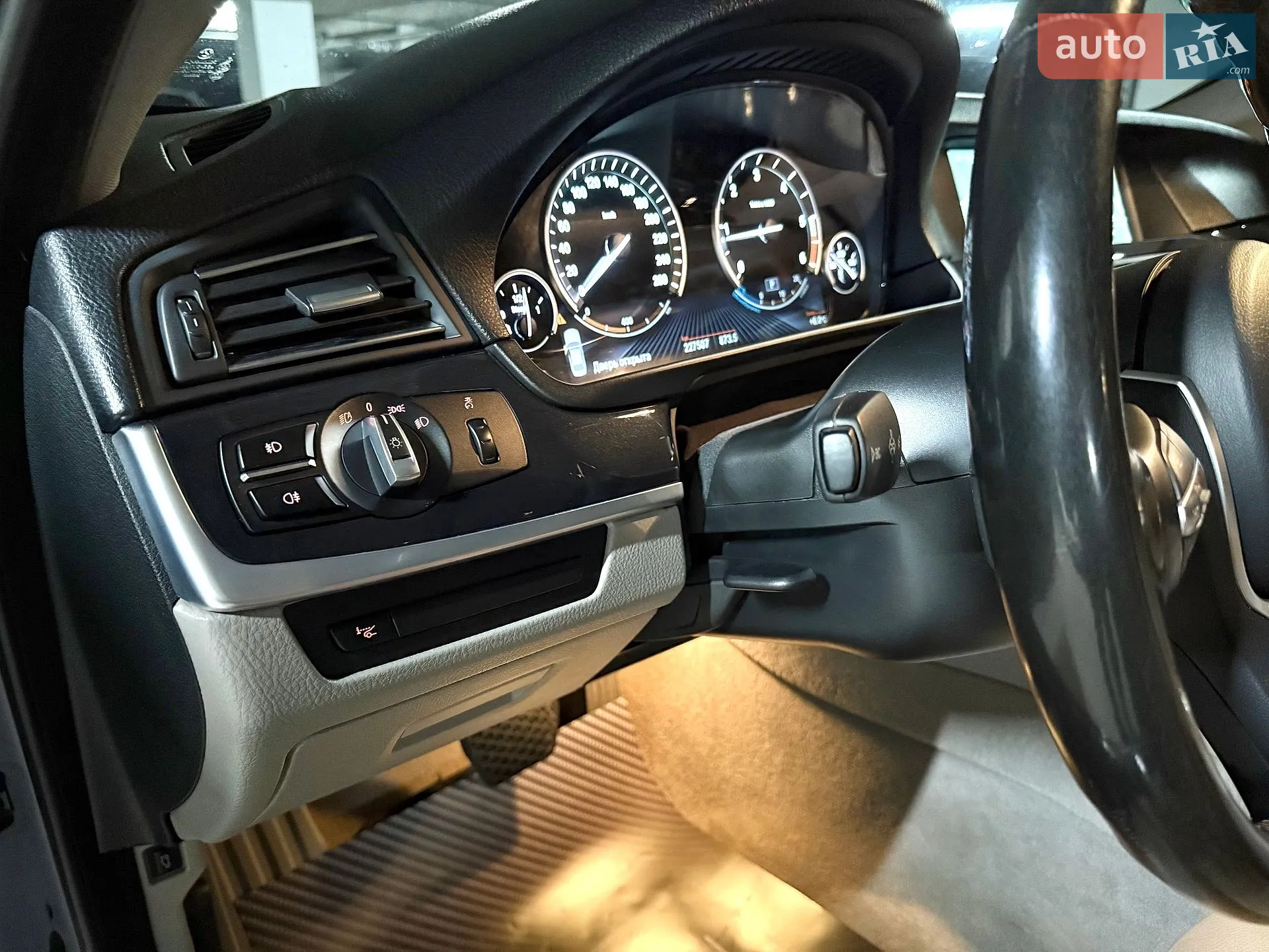 2012 BMW 5er - мініатюра 19