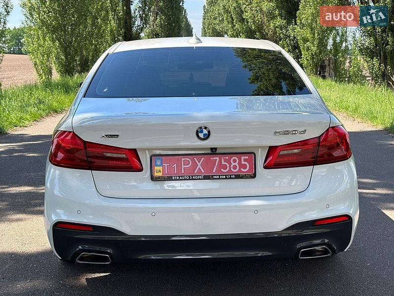 Седан BMW 5 Series 2017 в Барышевке