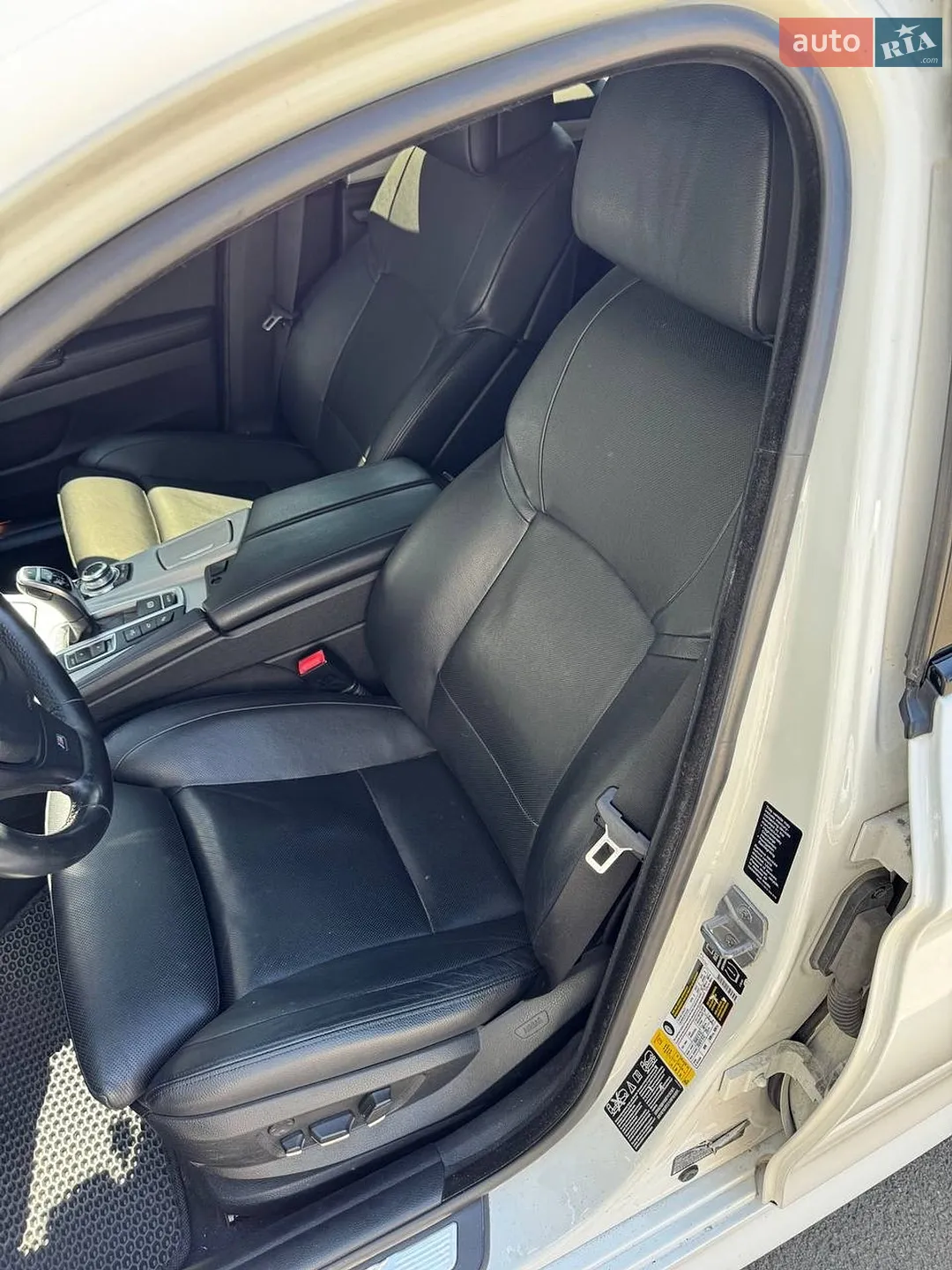 2013 BMW 5er - мініатюра 12