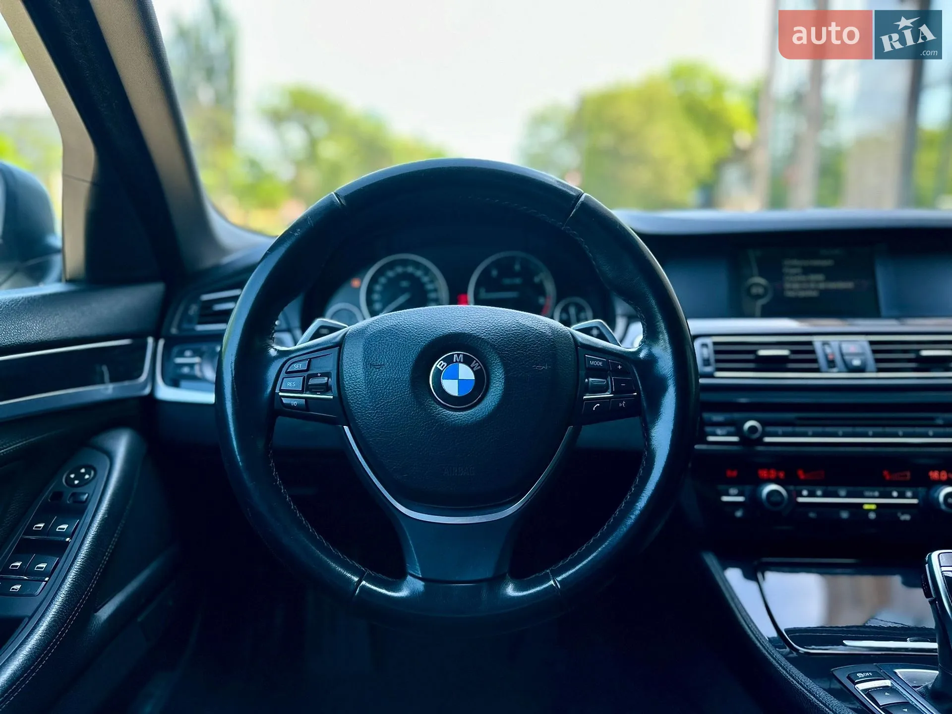 2011 BMW 5er - мініатюра 29