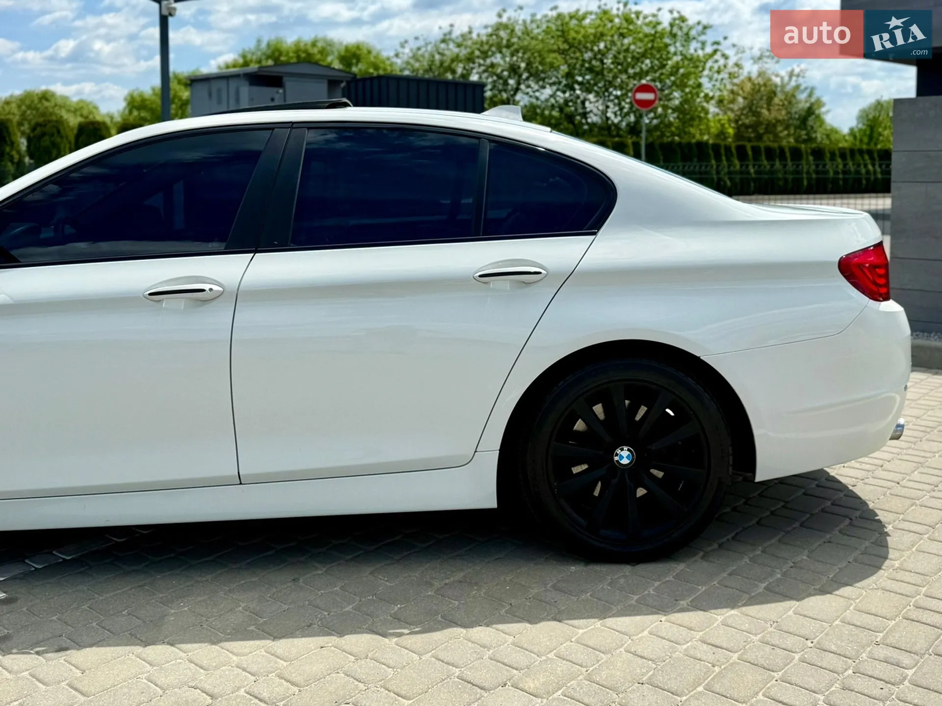 2011 BMW 5er - мініатюра 20