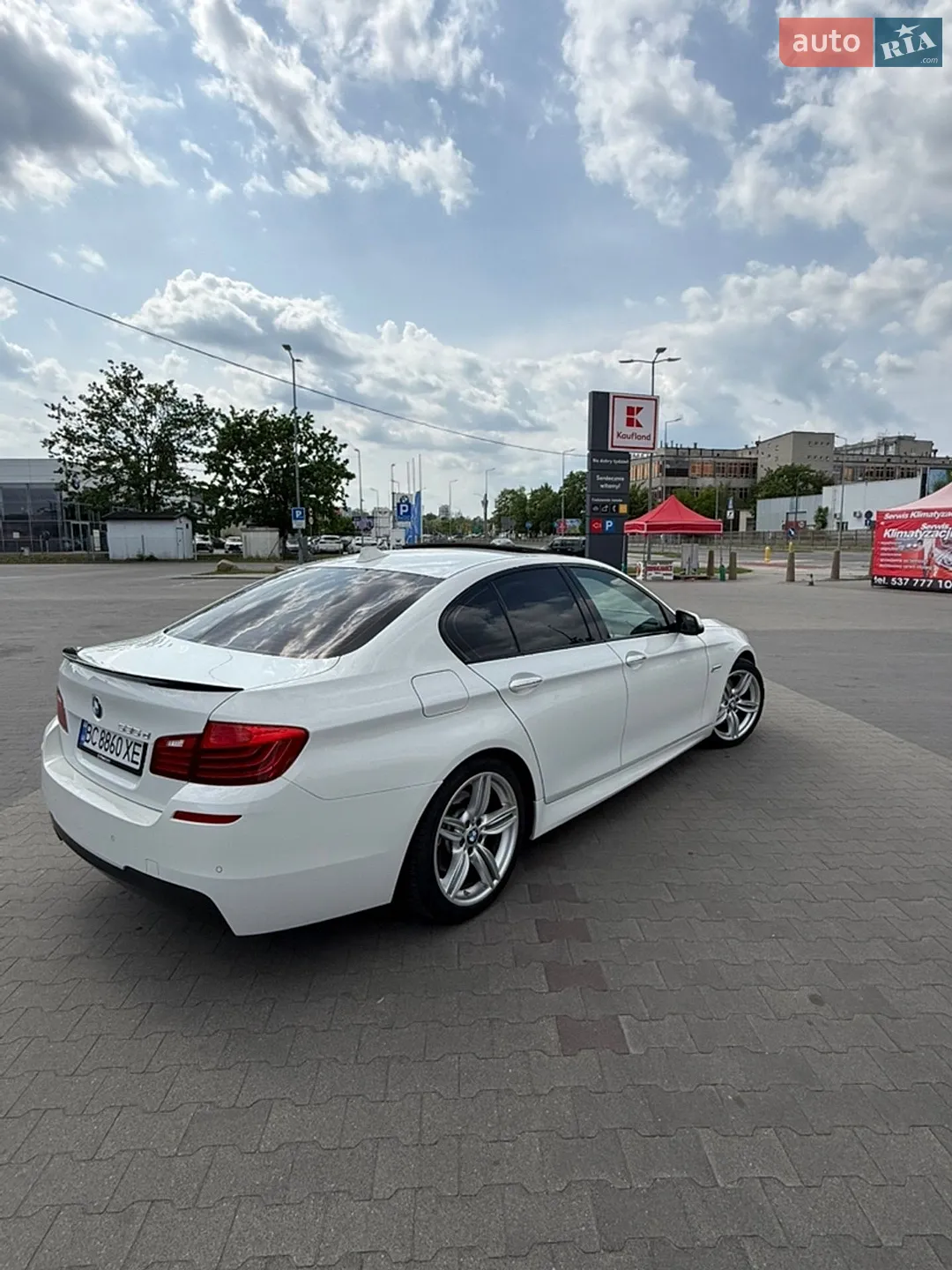 2016 BMW 5er - мініатюра 11