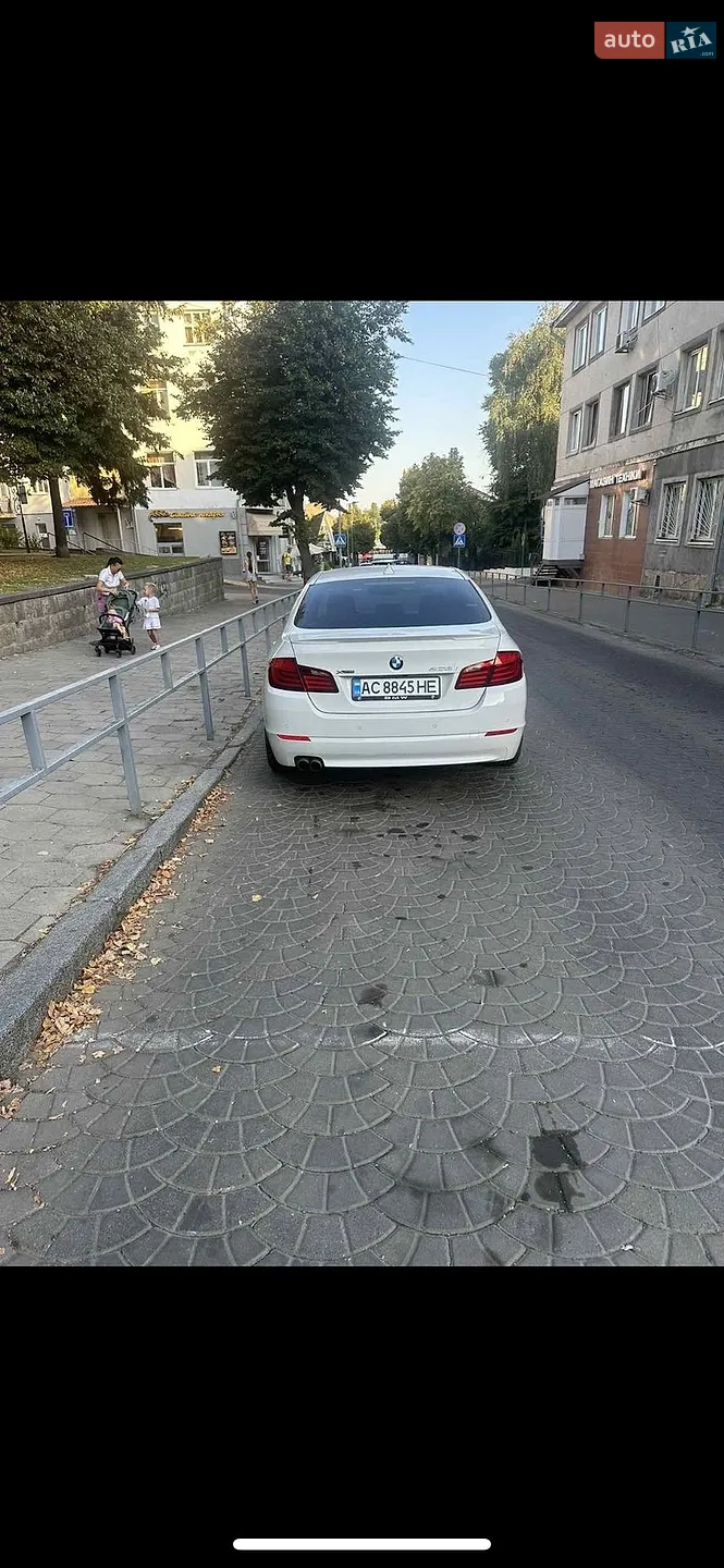 2013 BMW 5er - мініатюра 2