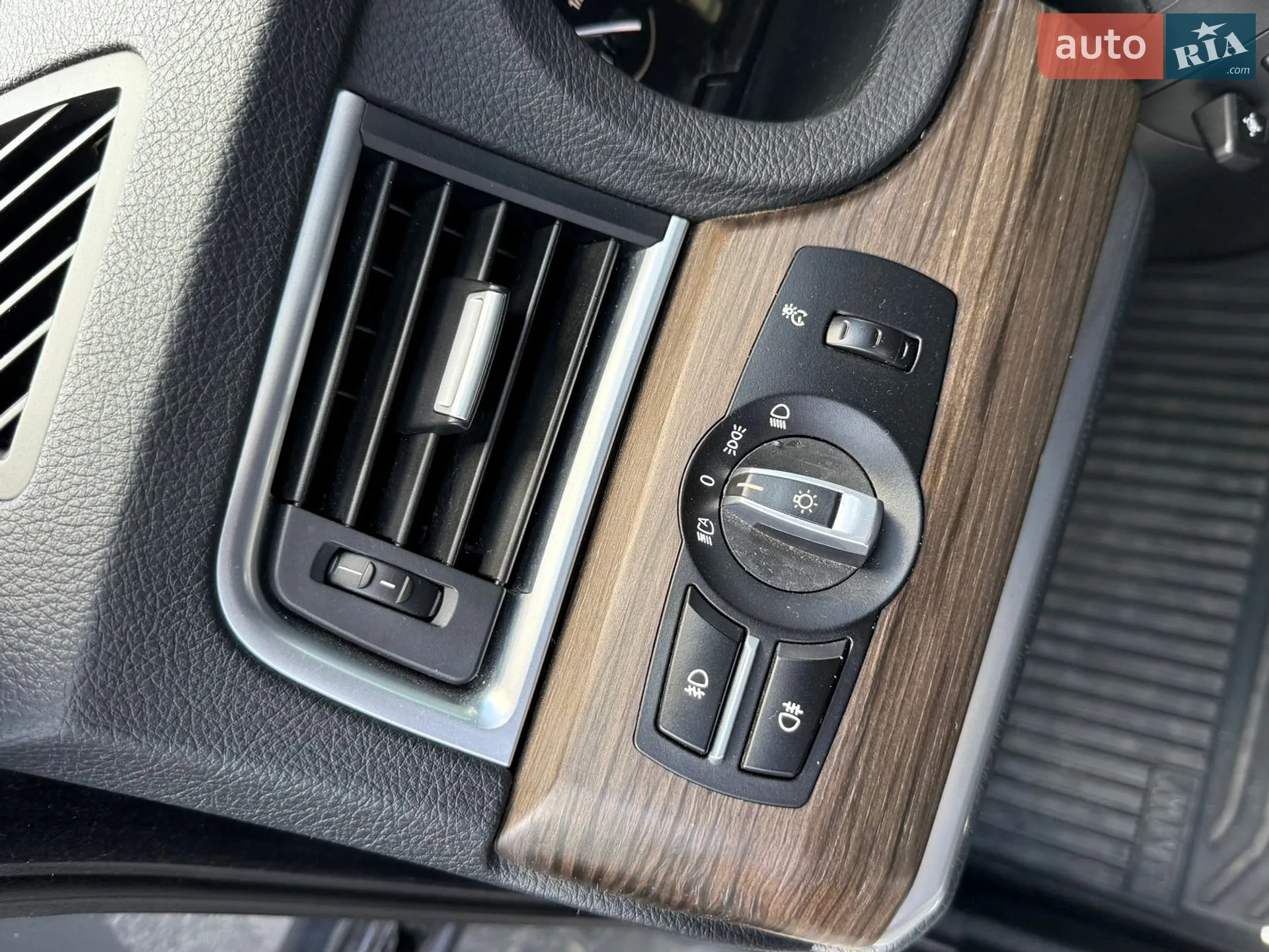 2010 BMW 5er - мініатюра 42