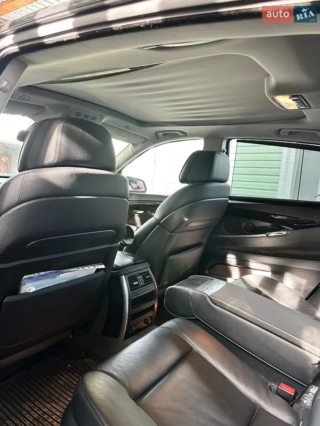 2010 BMW 5er - мініатюра 8