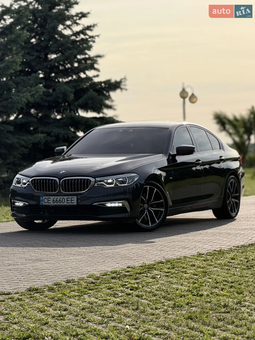 2017 BMW 5er - мініатюра 8