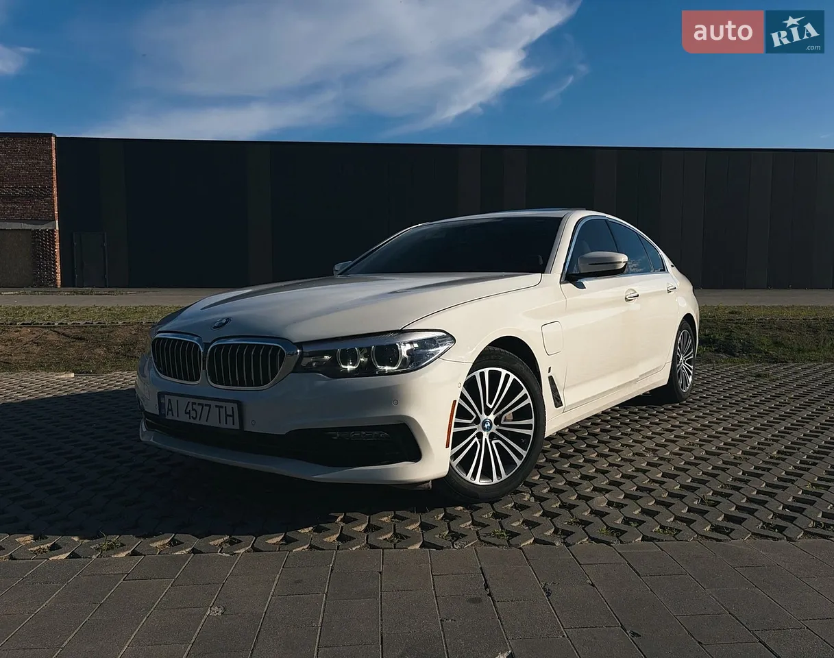 2017 BMW 5er - мініатюра 31