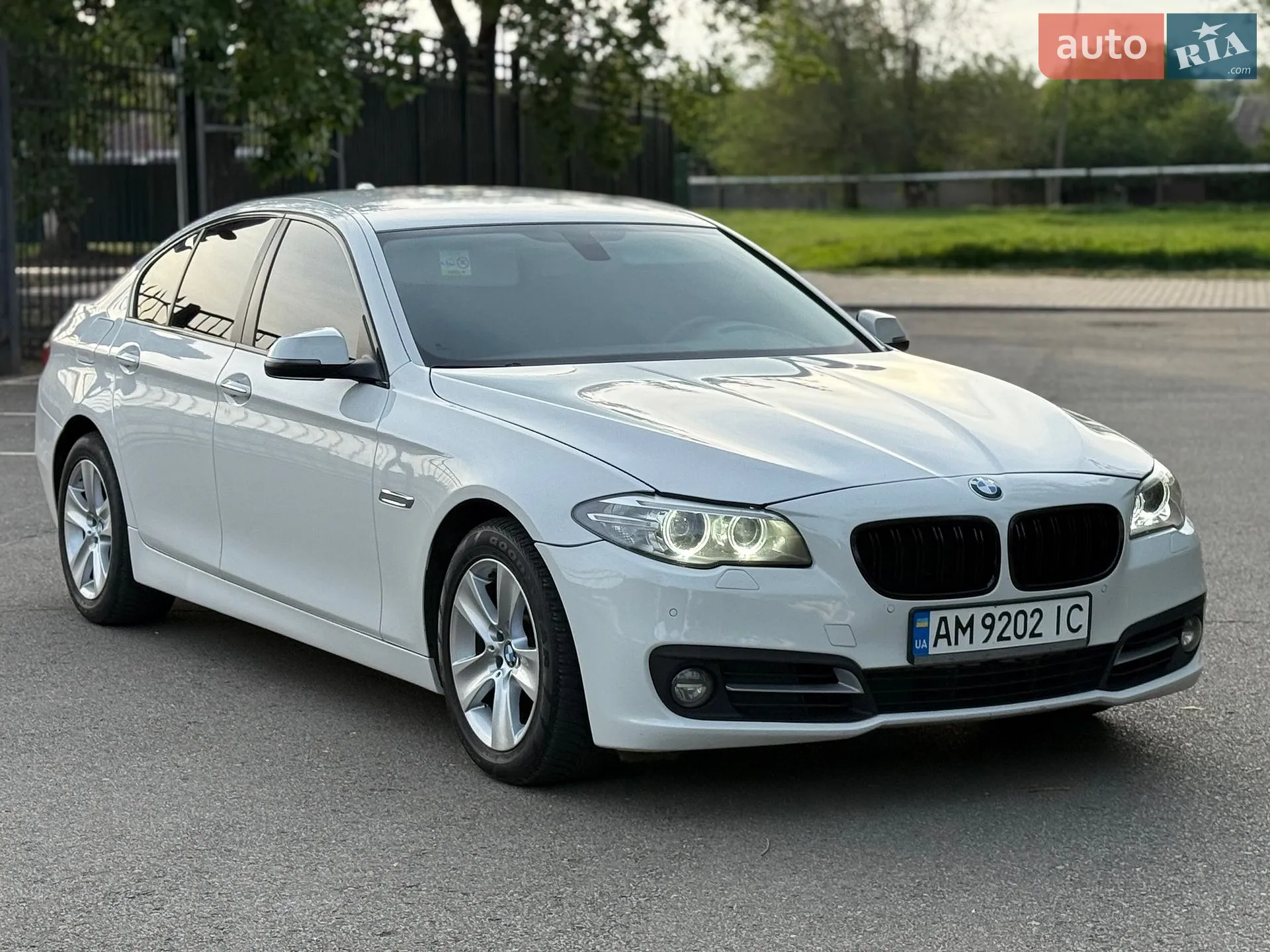 2014 BMW 5er - мініатюра 4