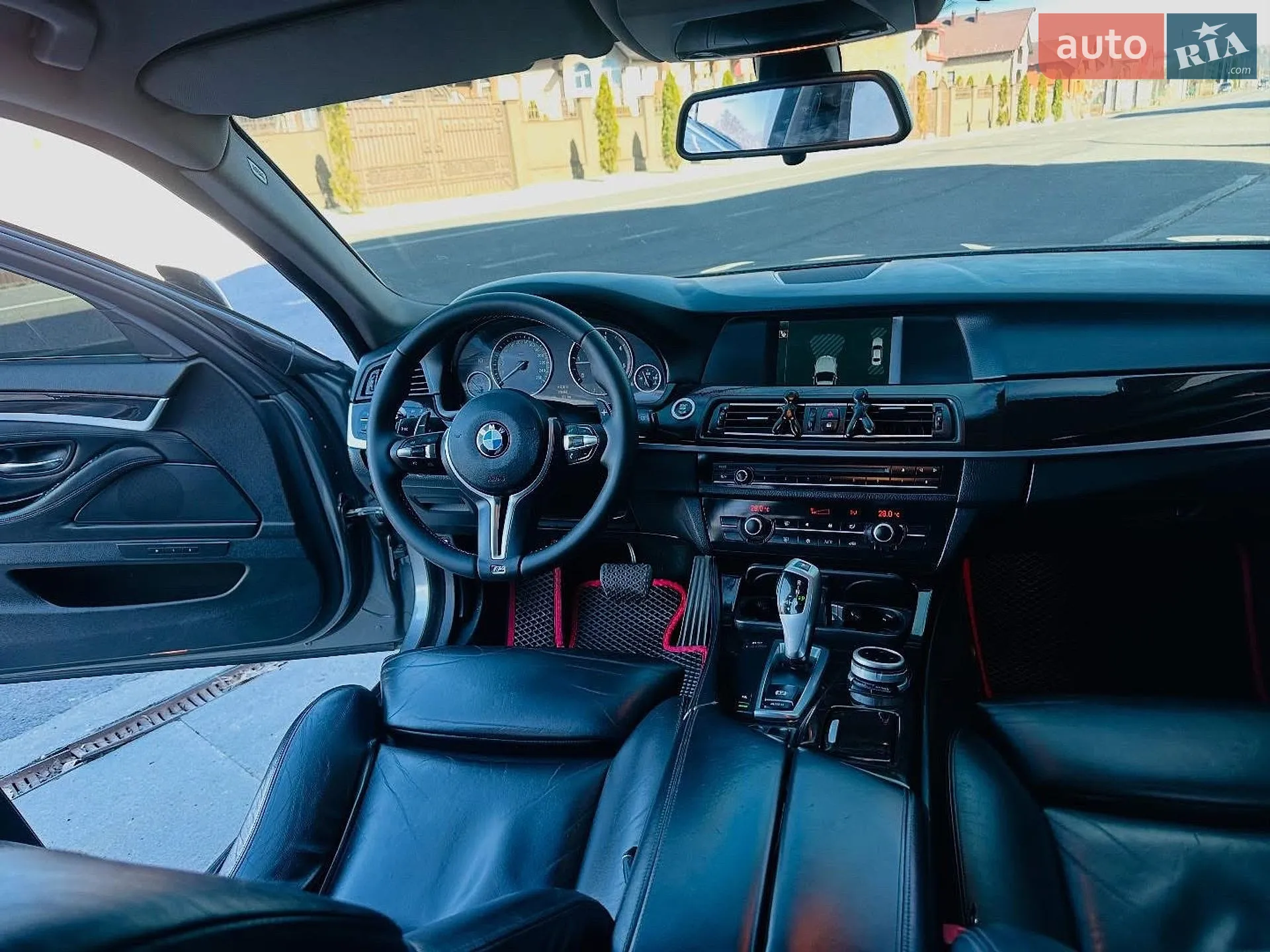 2010 BMW 5er - мініатюра 8