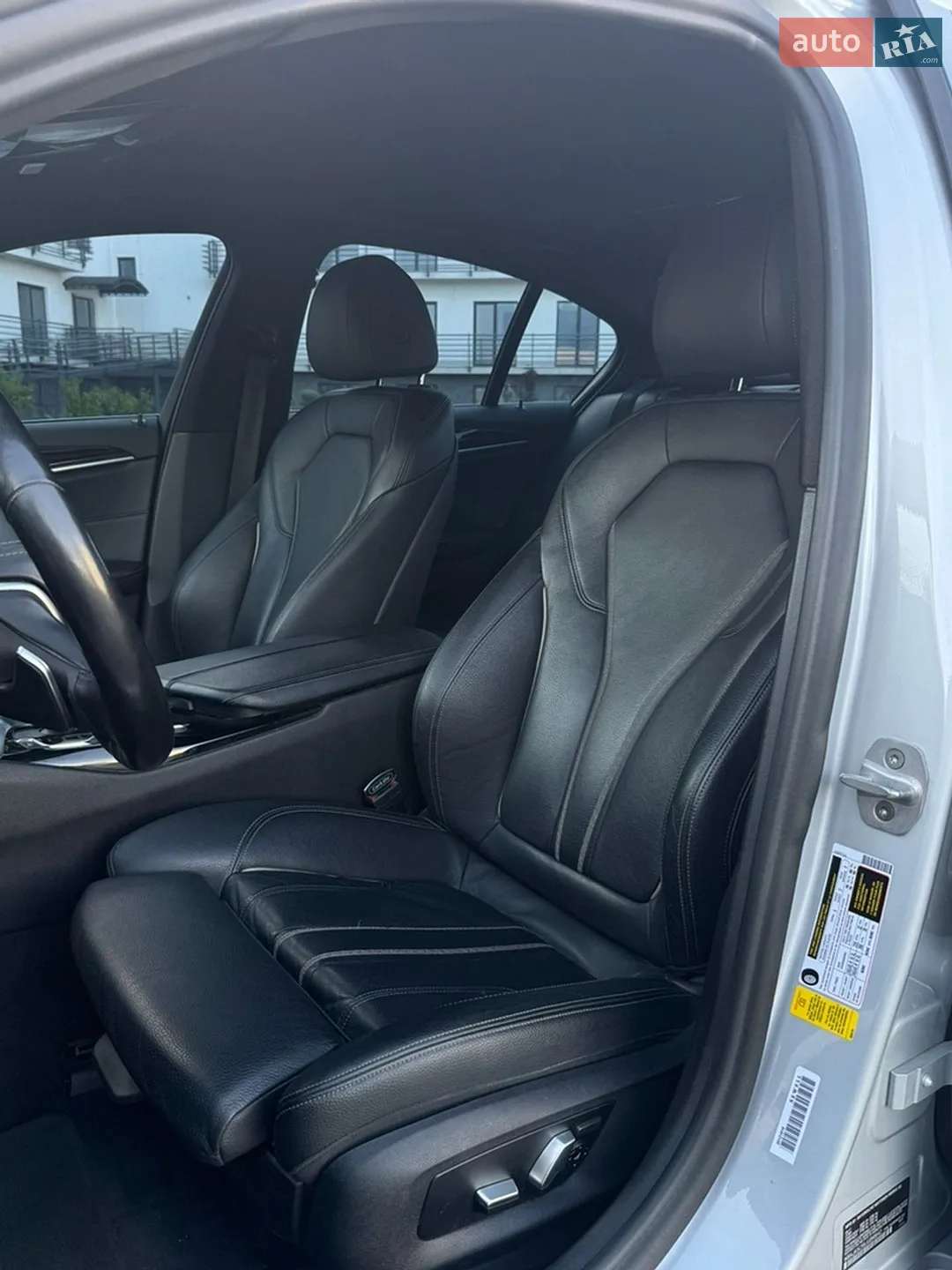 2017 BMW 5er - мініатюра 31