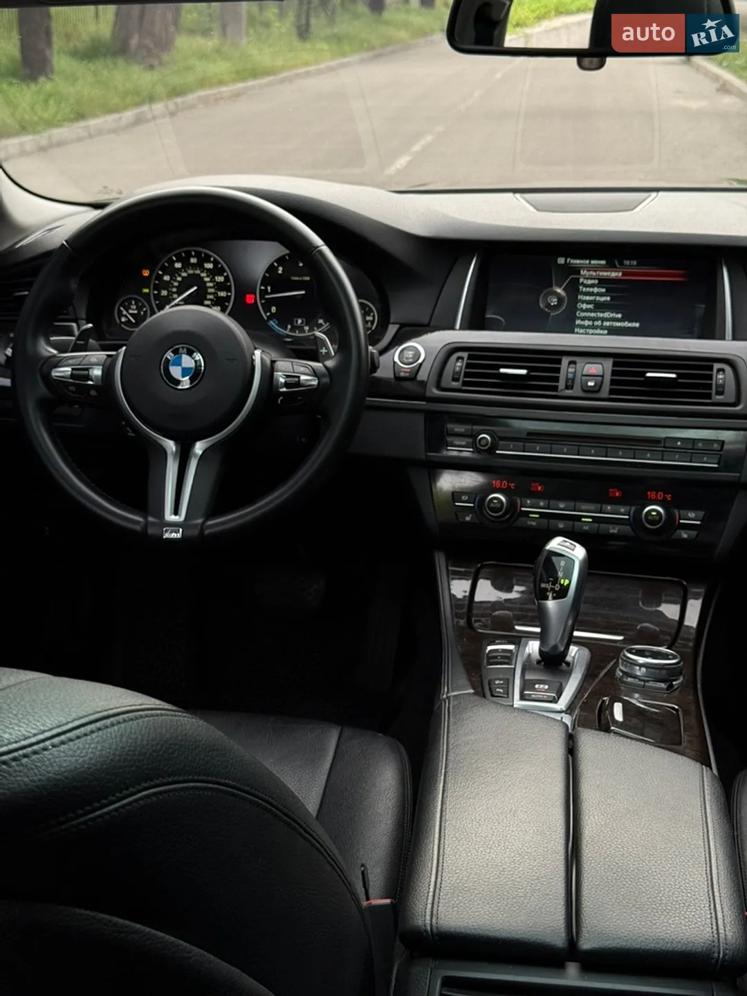 2013 BMW 5er - мініатюра 12