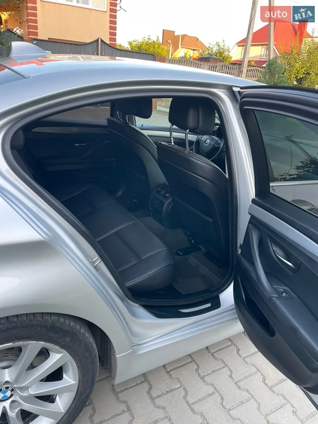 2010 BMW 5er - мініатюра 19