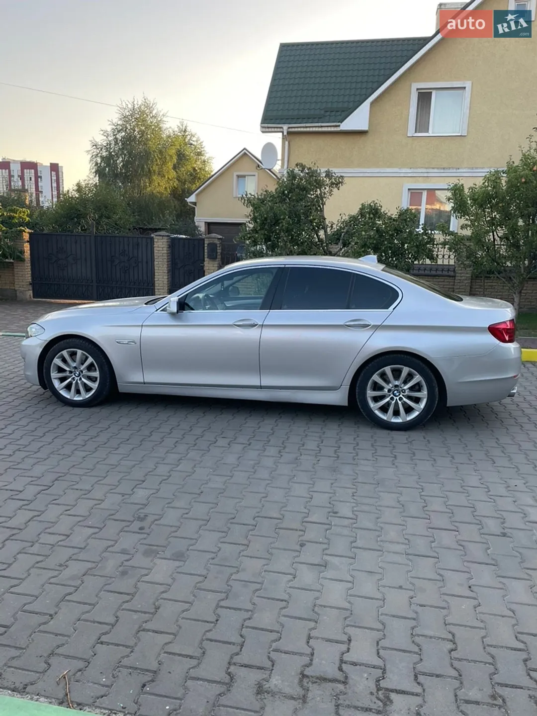 2010 BMW 5er - мініатюра 44