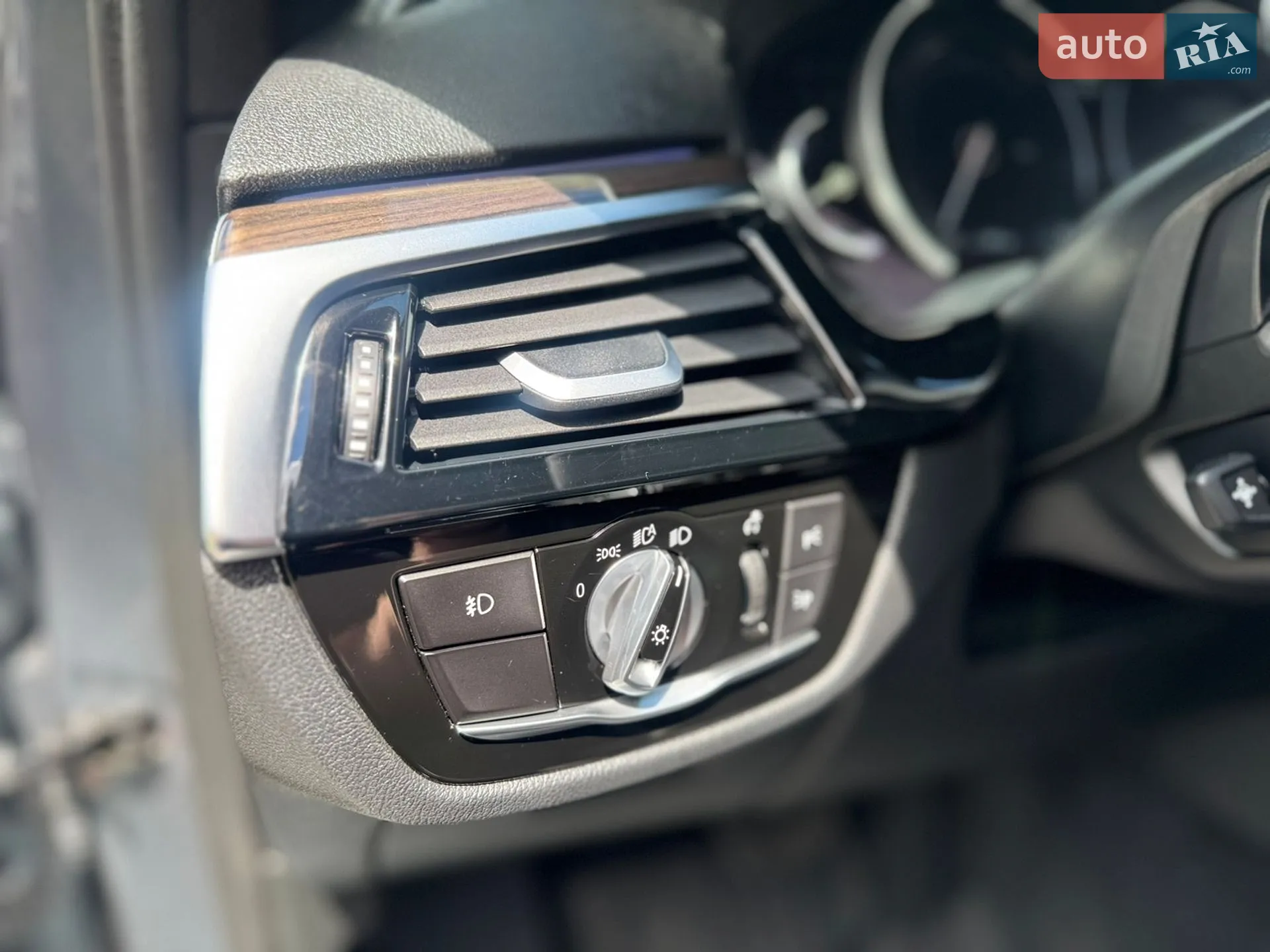 2017 BMW 5er - мініатюра 29
