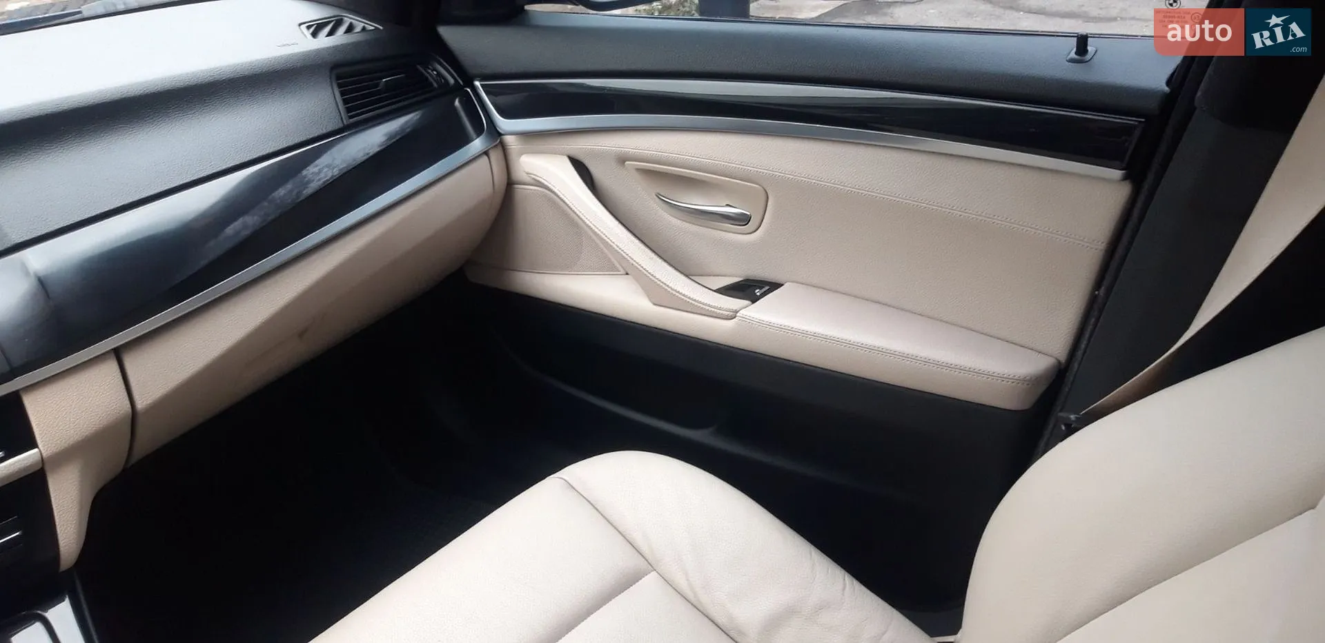 2010 BMW 5er - мініатюра 21