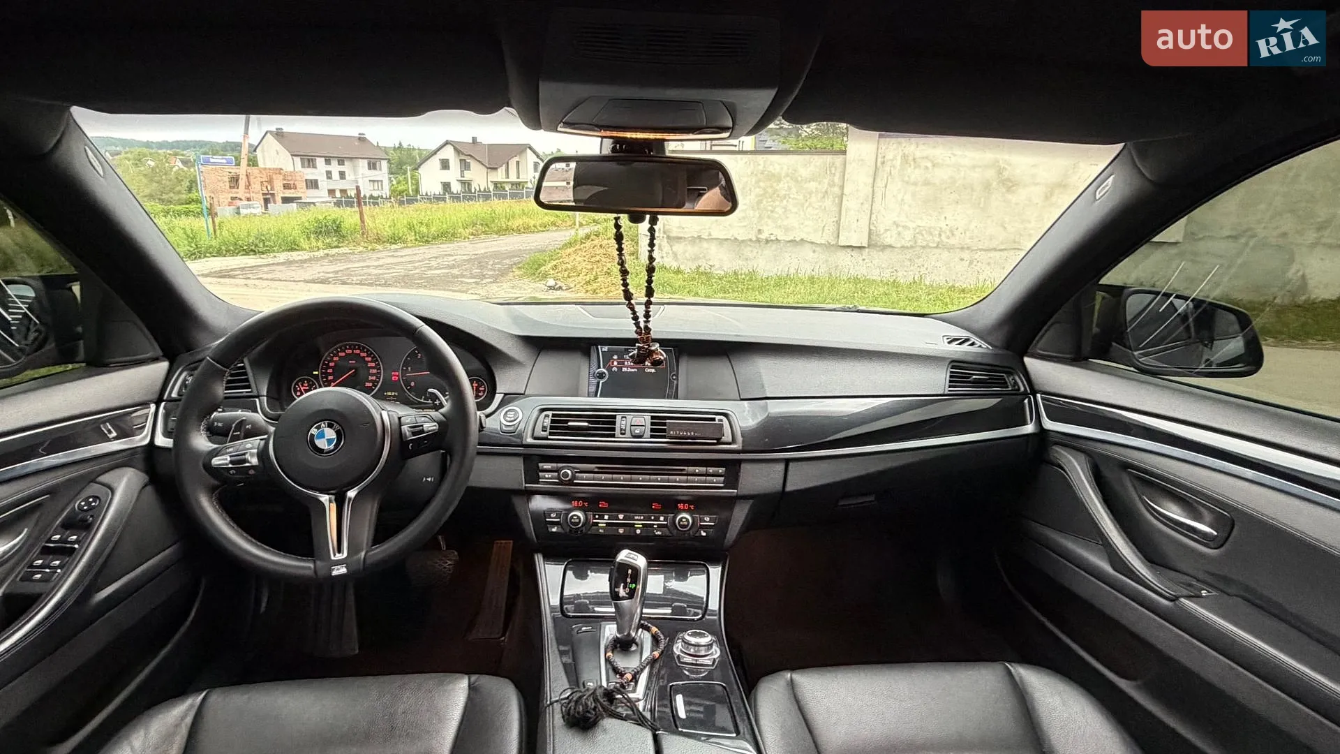 2010 BMW 5er - мініатюра 10