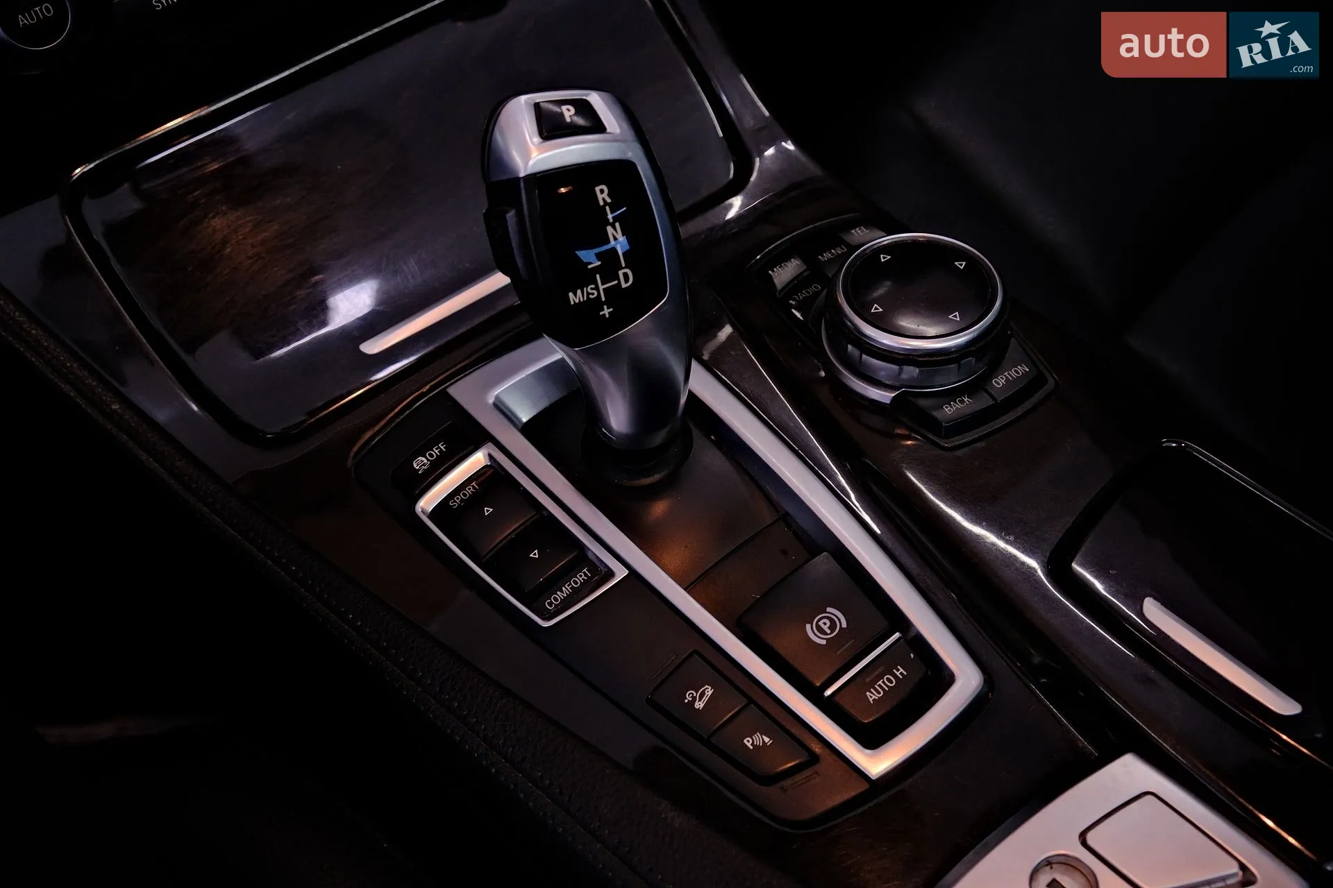 2014 BMW 5er - мініатюра 16