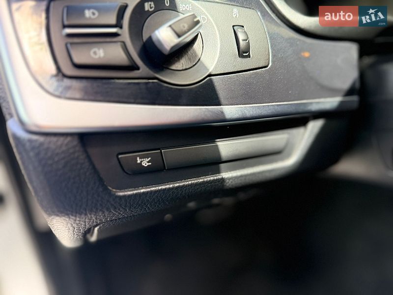 Седан BMW 5 Series 2015 в Одессе