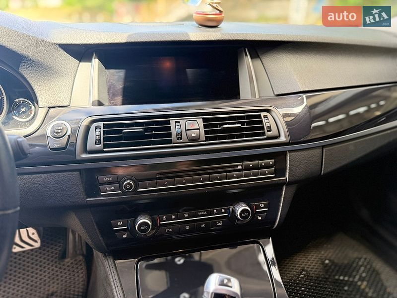 Седан BMW 5 Series 2015 в Одессе