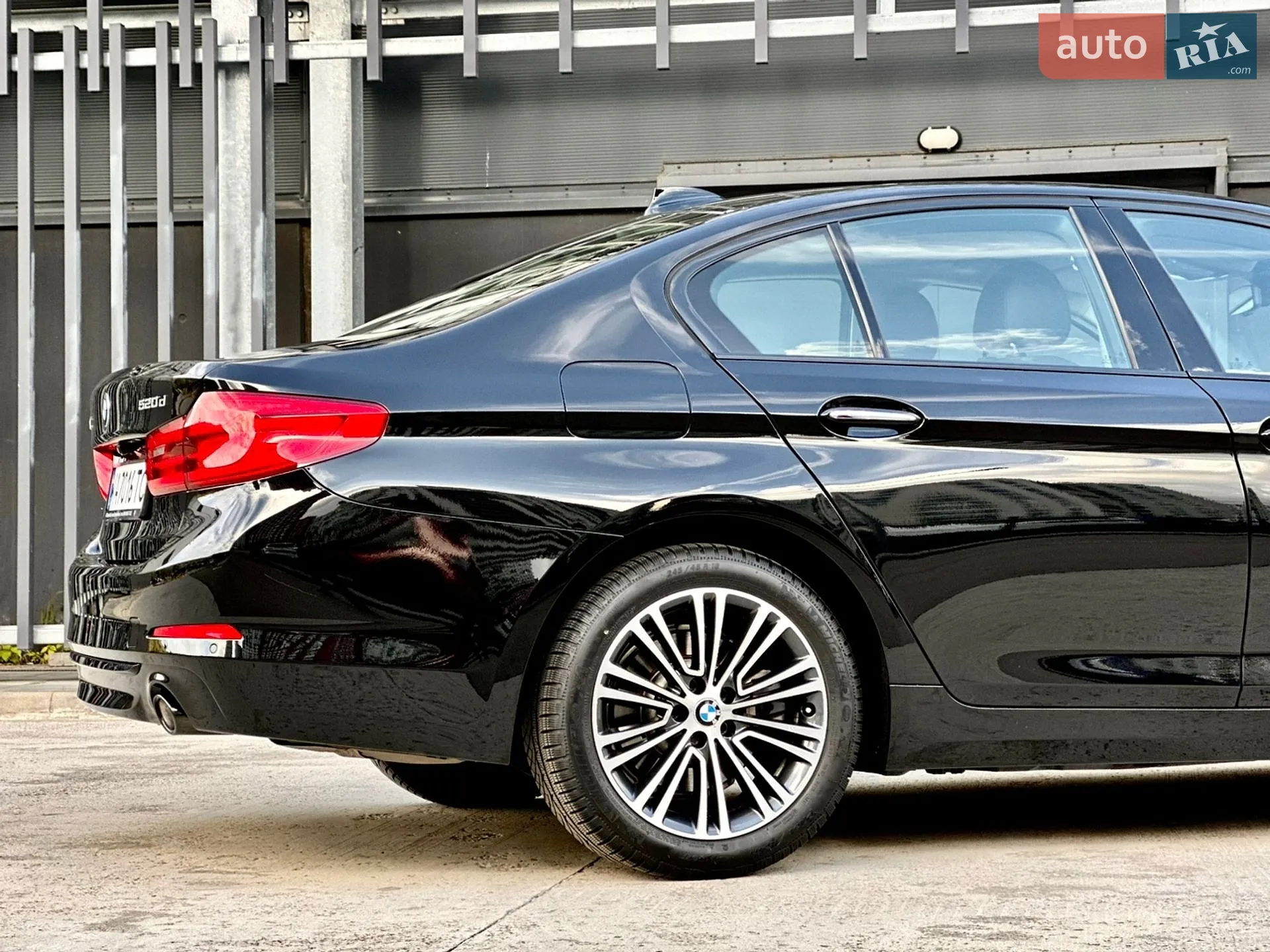 2017 BMW 5er - мініатюра 11