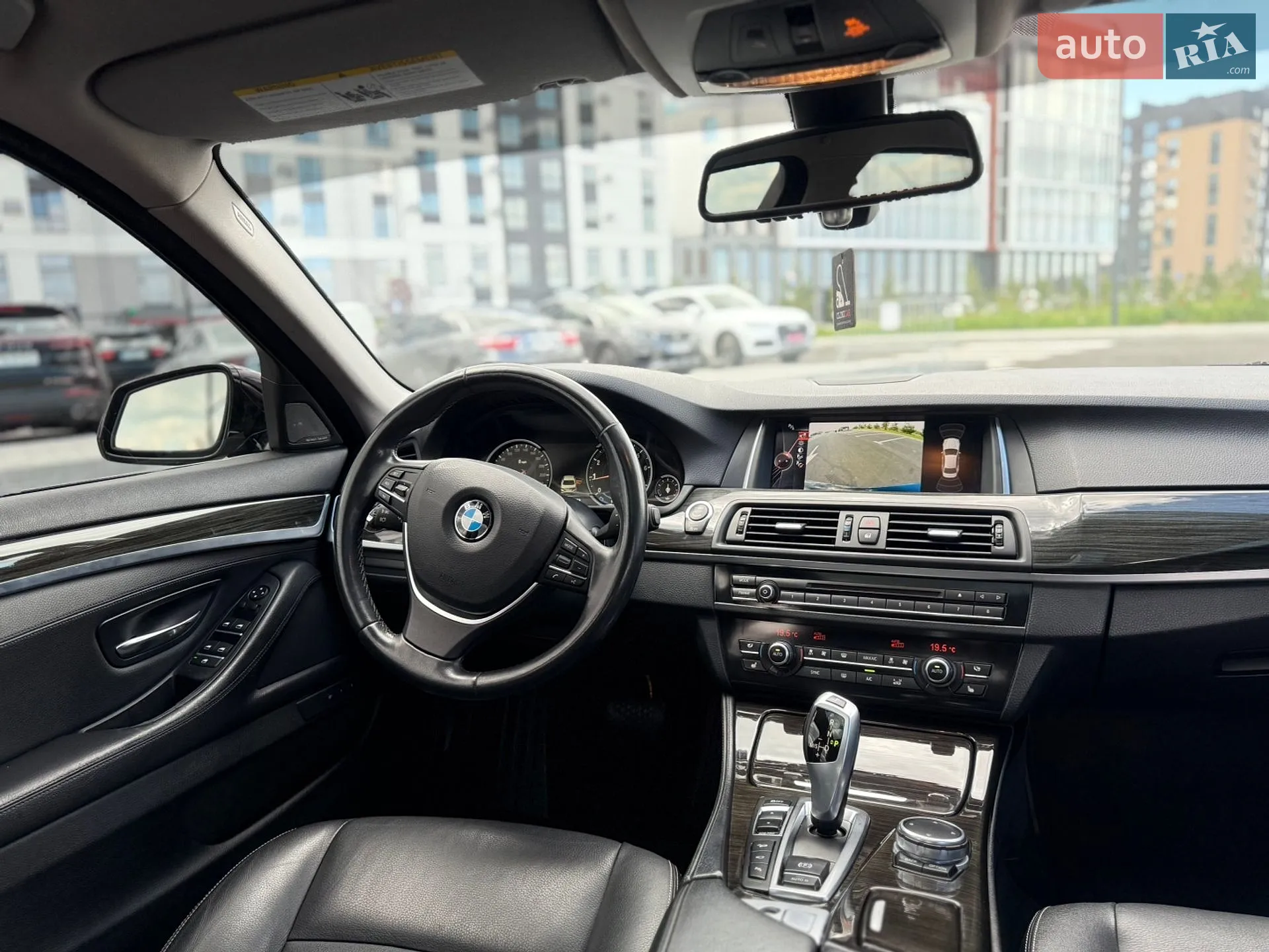 2016 BMW 5er - мініатюра 17