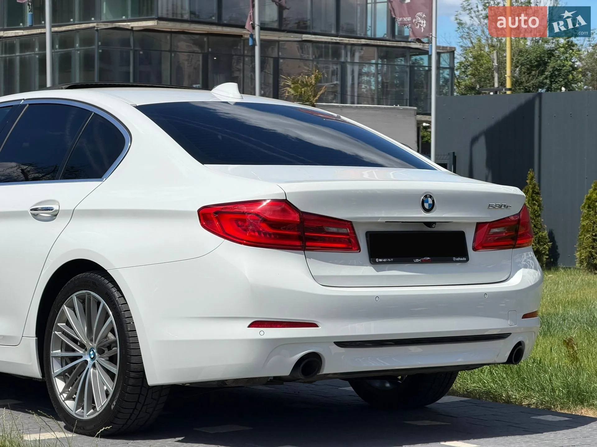 2018 BMW 5er - мініатюра 18